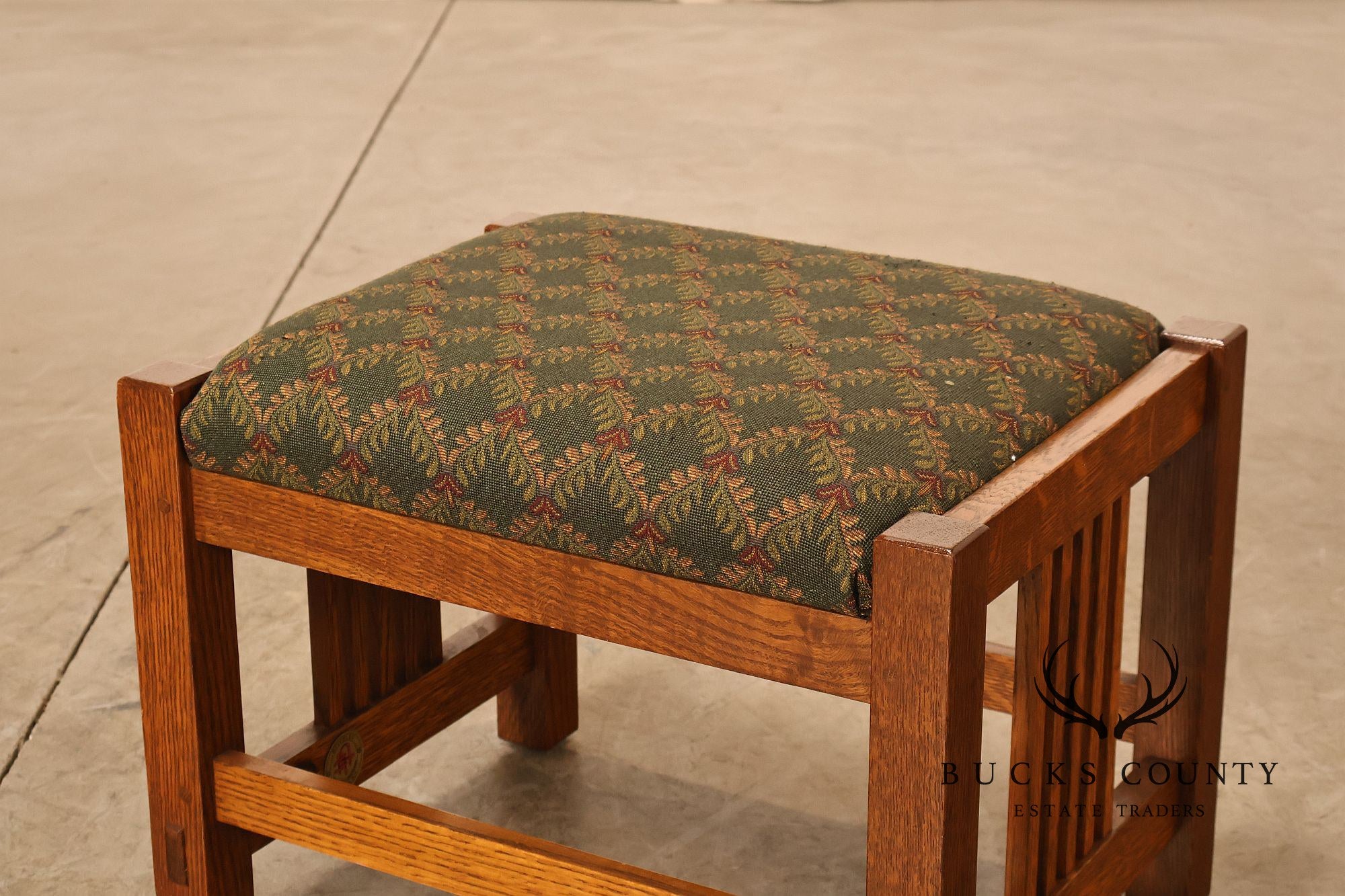 Stickley Mission Collection Oak Spindle Side Footstool Ottoman