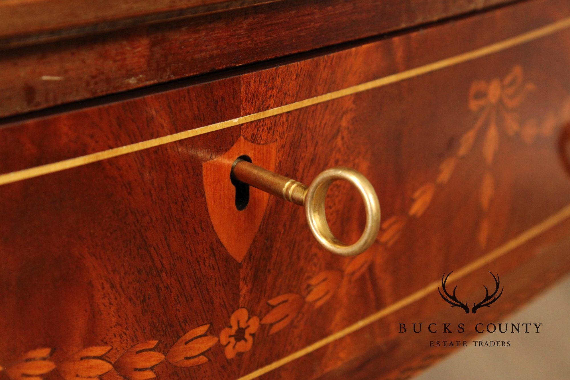 Hepplewhite Style 1940,s Mahogany Inlaid Writing Desk