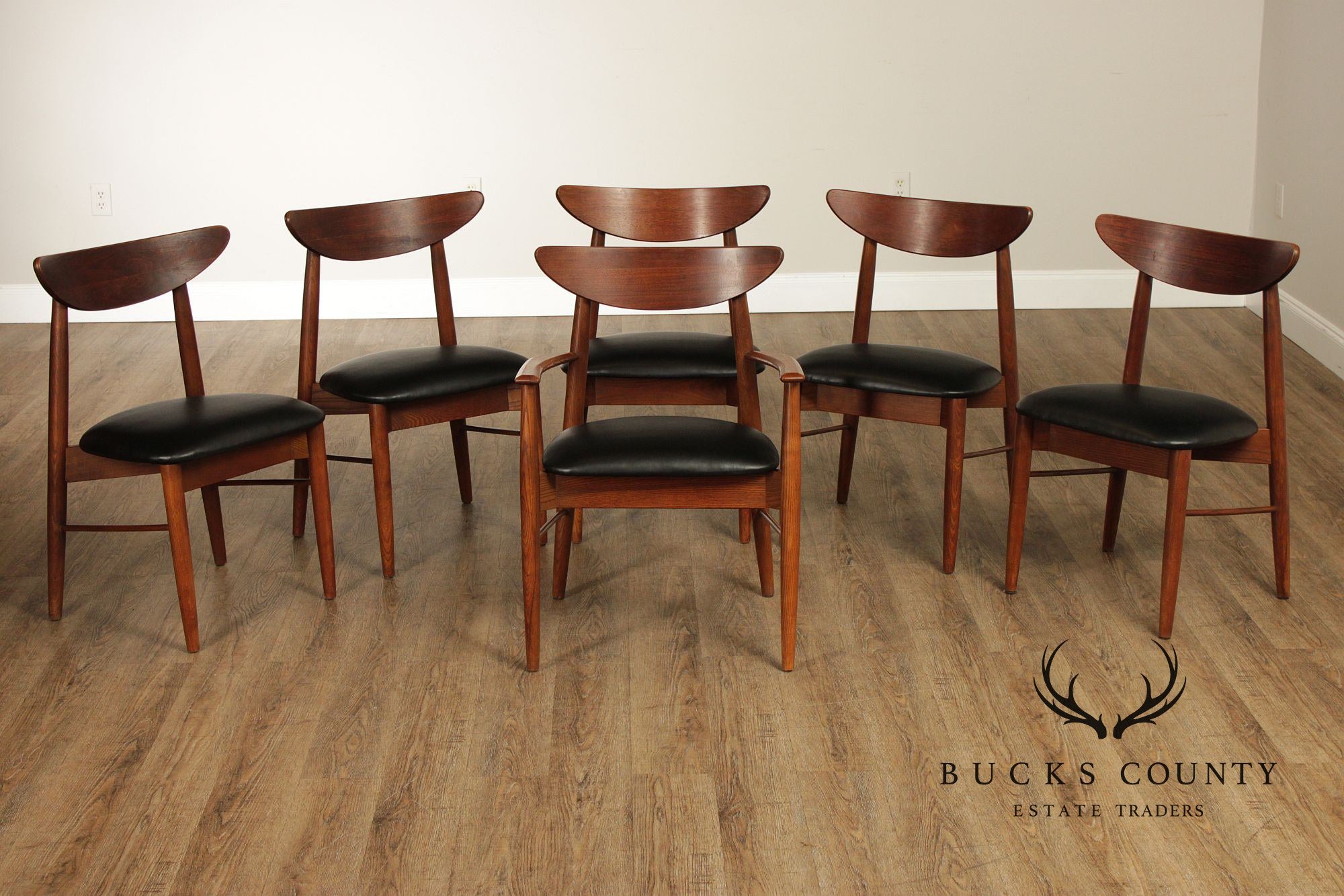 Stanley Furniture Mid Century Modern Walnut Set Of Six Dining Chairs
