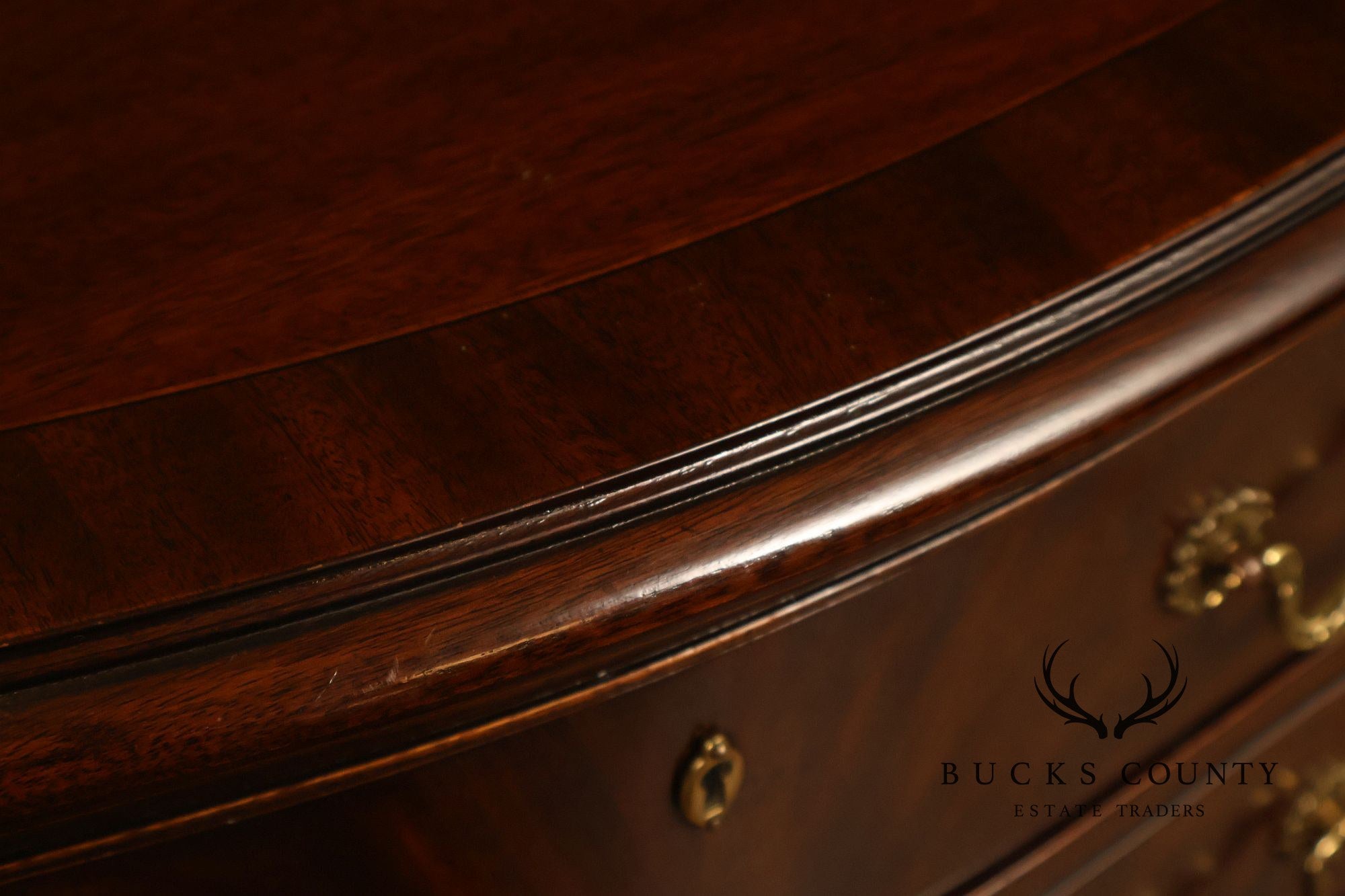 Drexel Heritage Heritage Georgian Style Mahogany Pair Of Chest Nightstands