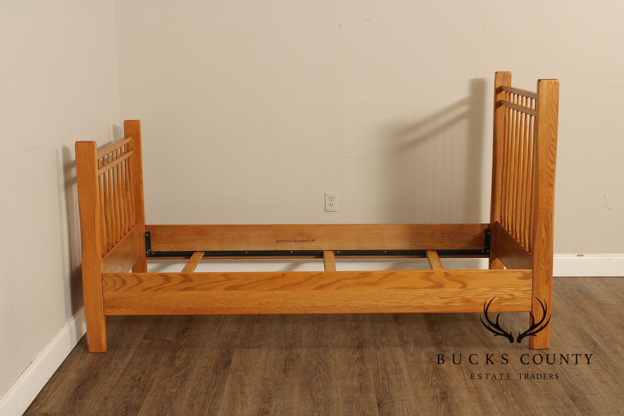 Hunt Country Furniture Oak Twin Bed