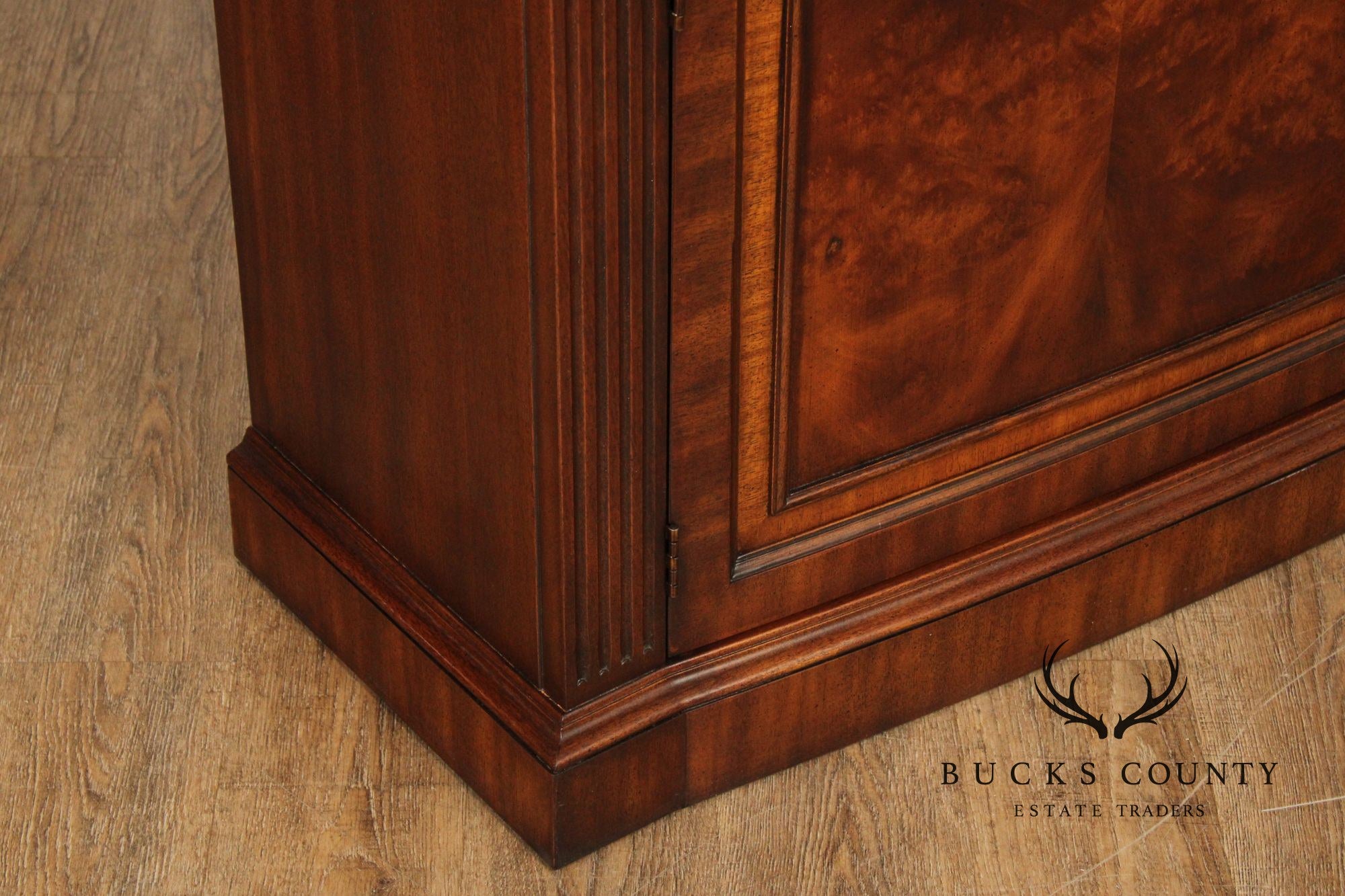 Henredon Regency Style Mahogany China Cabinet