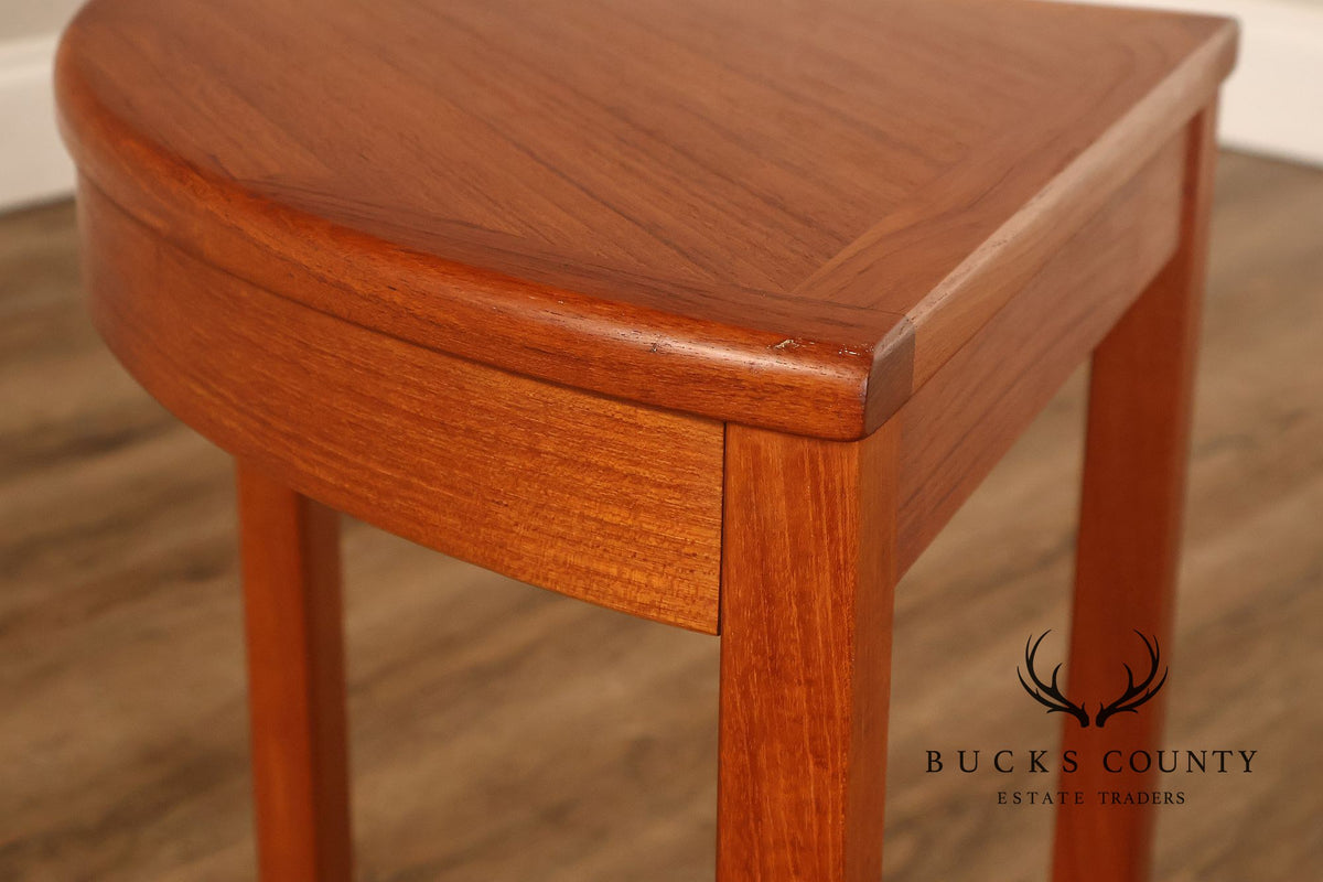 Andreas Tuck Danish Modern Teak Corner Side Table