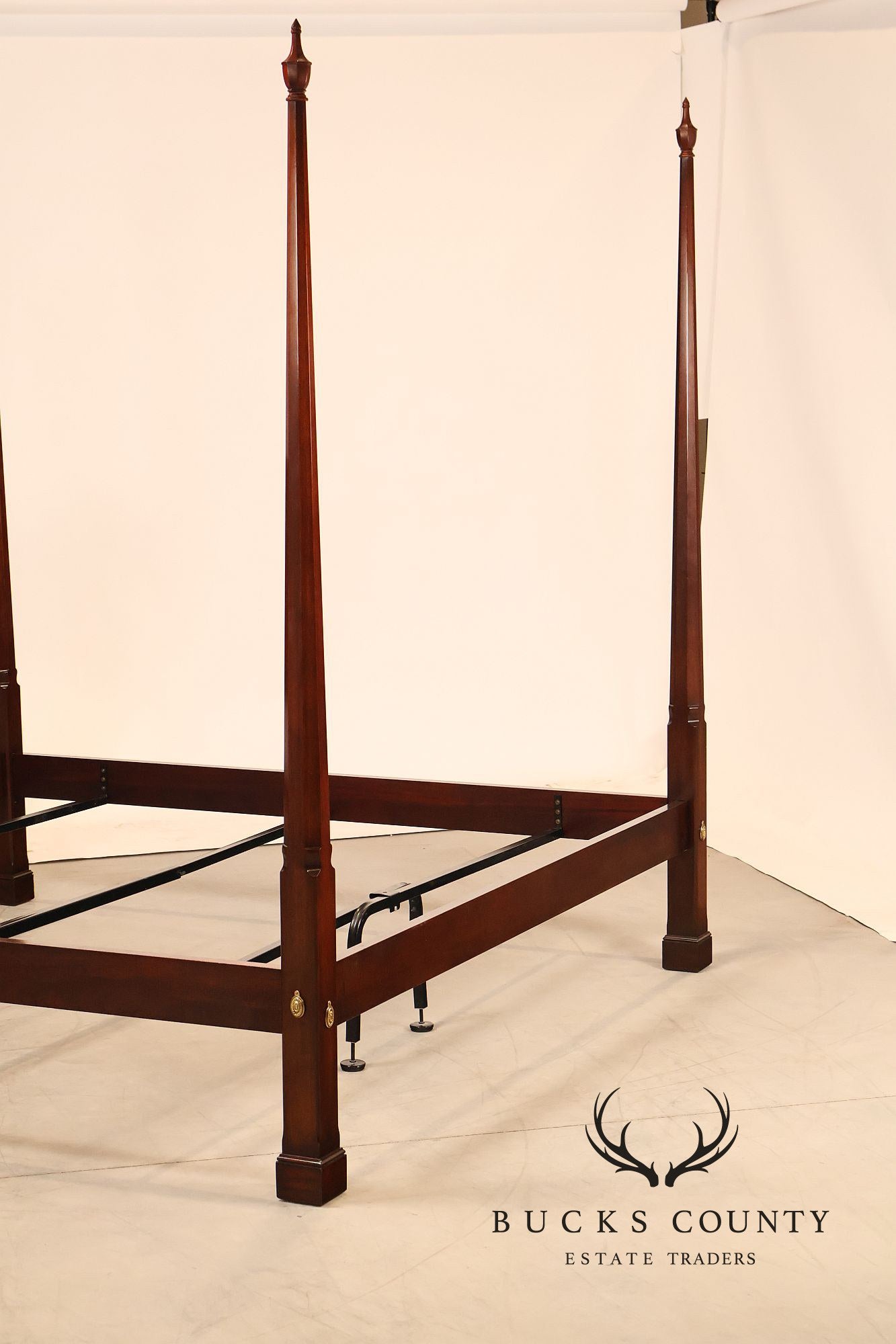 Henkel Harris Solid Mahogany King Size Poster Bed