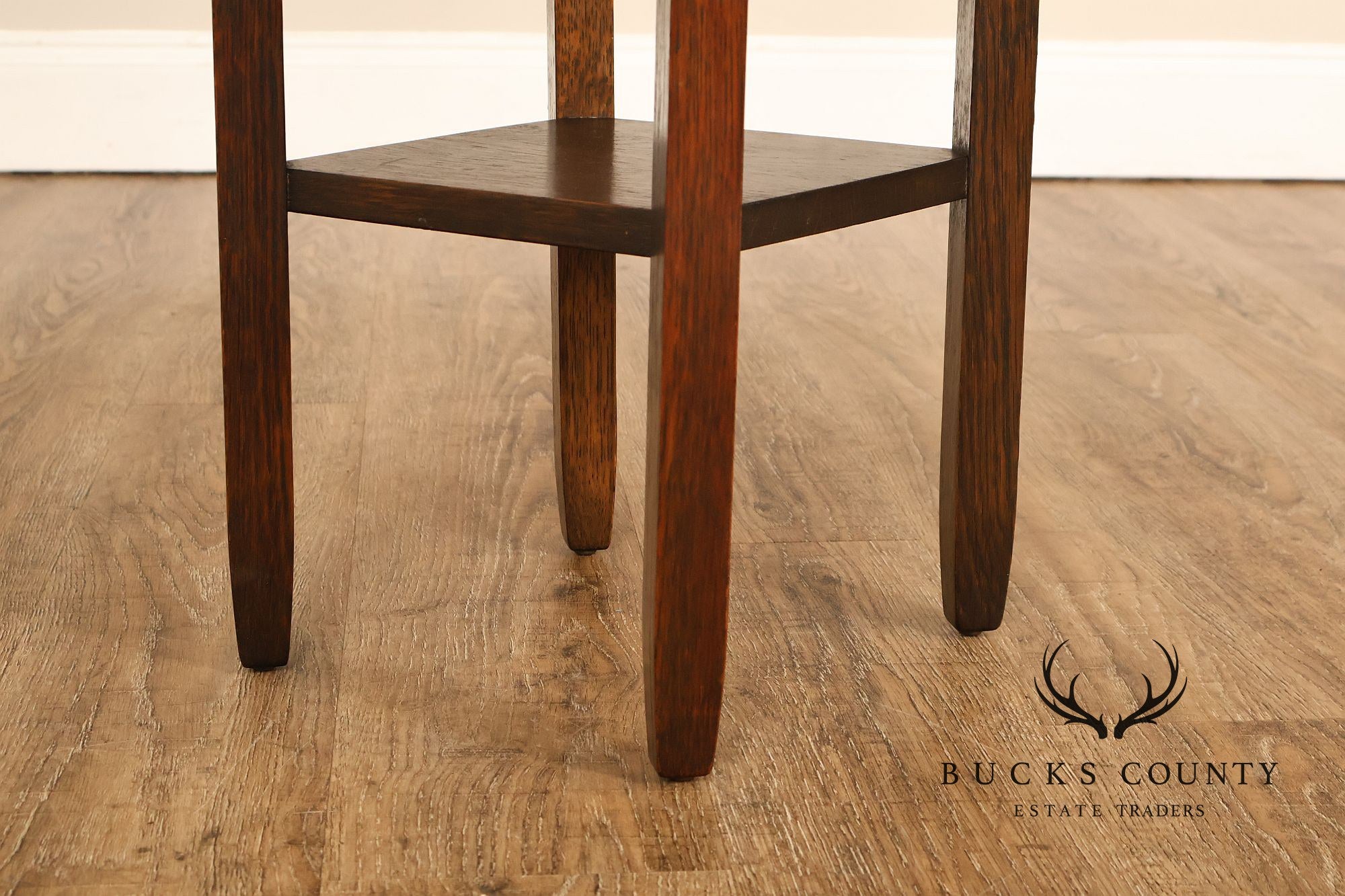 Limbert Mission Quartersawn Oak Round End Table