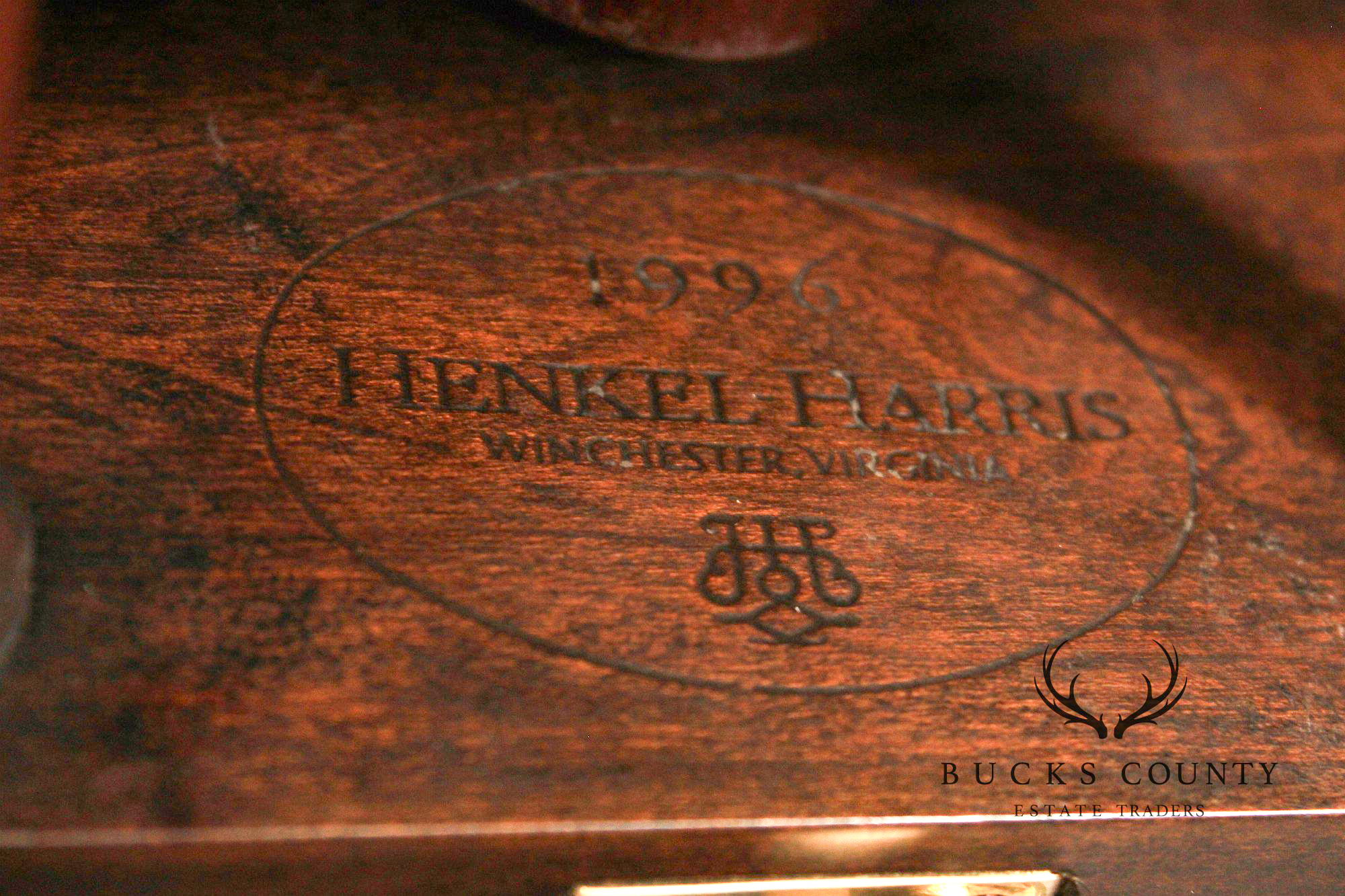 Henkel Harris Chippendale Style Mahogany Tilt Top Tea Table