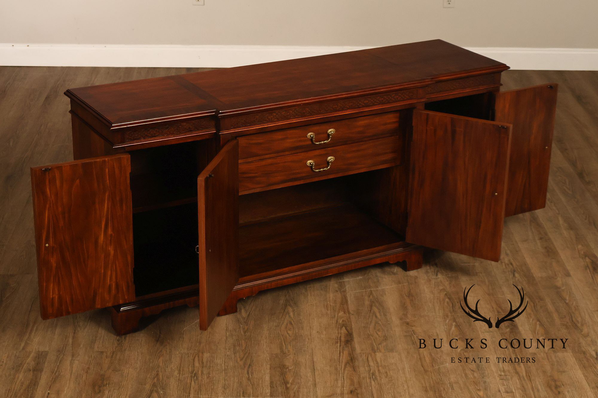 Century Furniture Georgian Style Mahogany Sideboard
