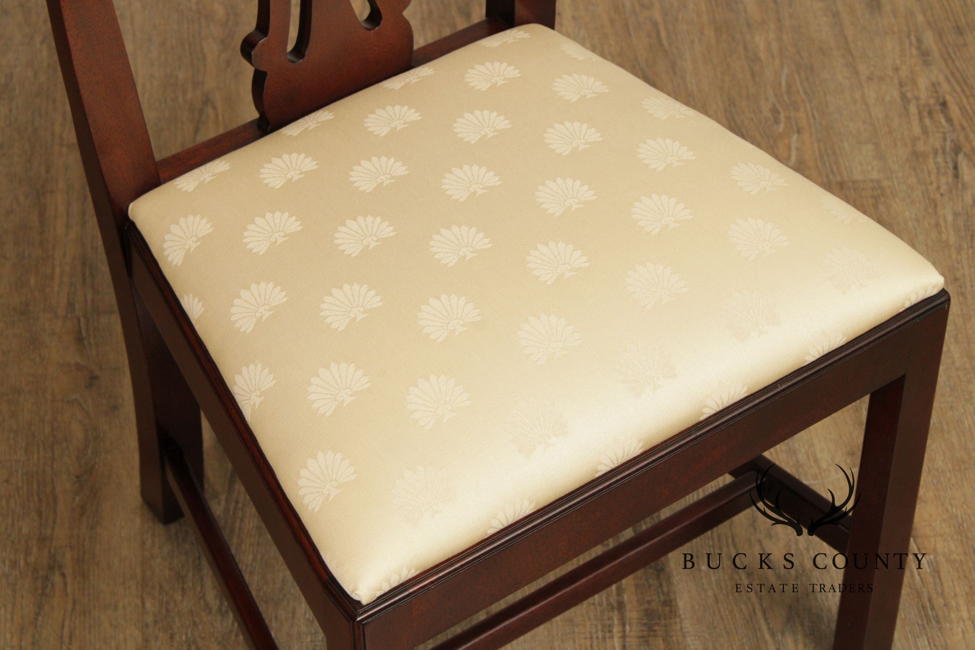 Kindel Chippendale Style Set of Eight Mahogany Dining Chairs
