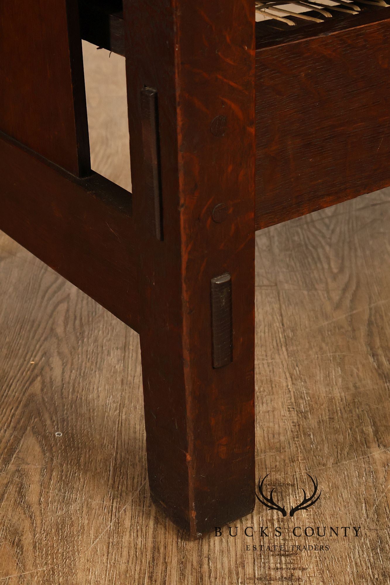 Gustav Stickley Antique Mission Oak Hall Settle Model 205