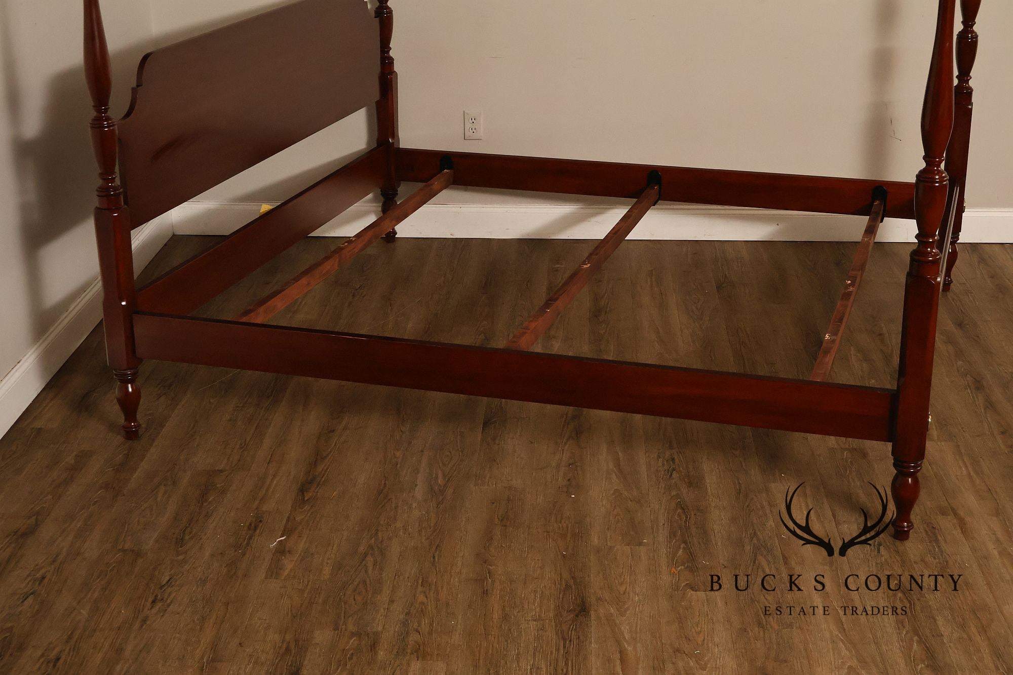 Henkel Harris Cherry King Poster Bed