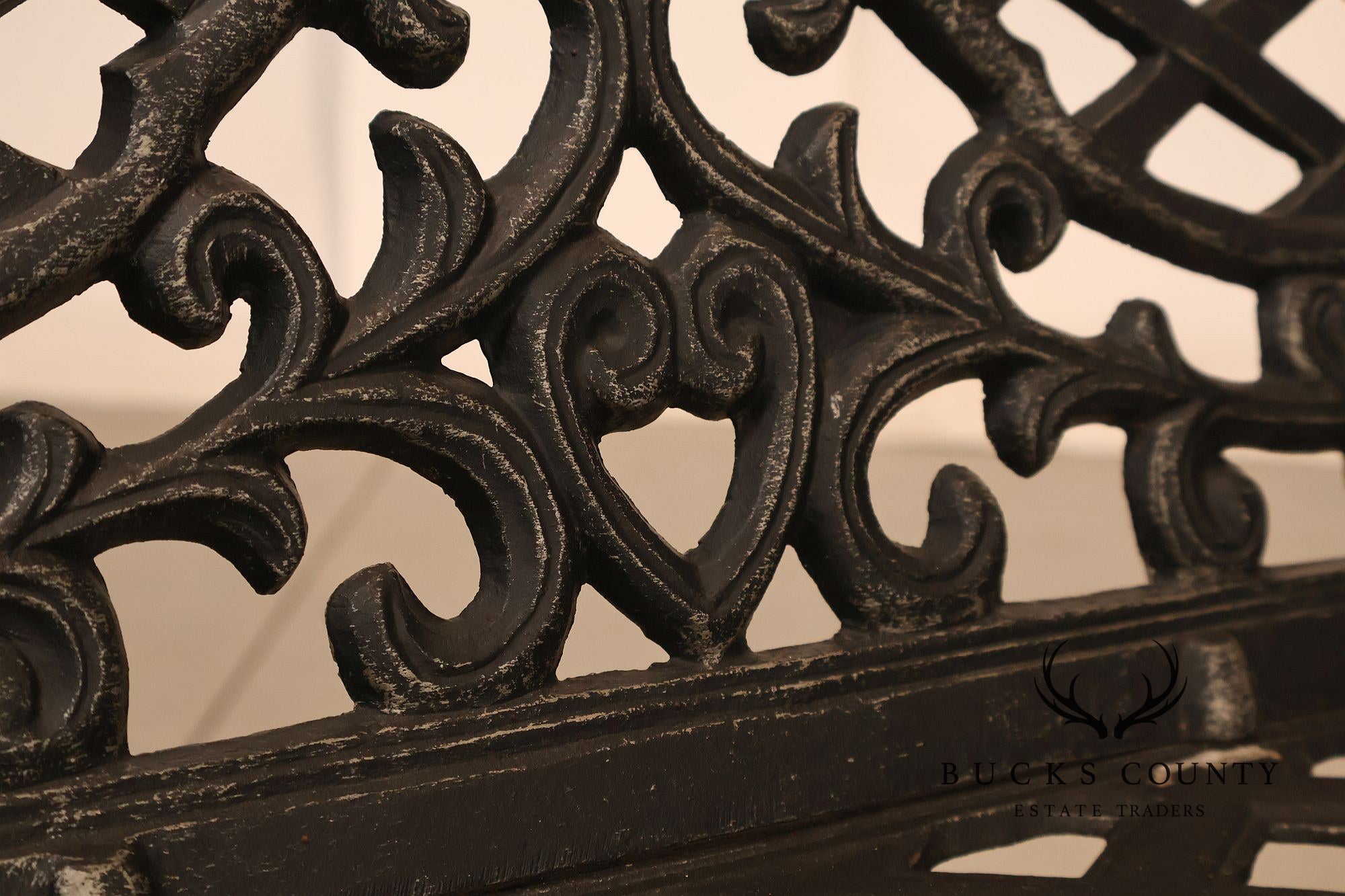Cast Aluminum Garden Bench With Ornate Lattice Back