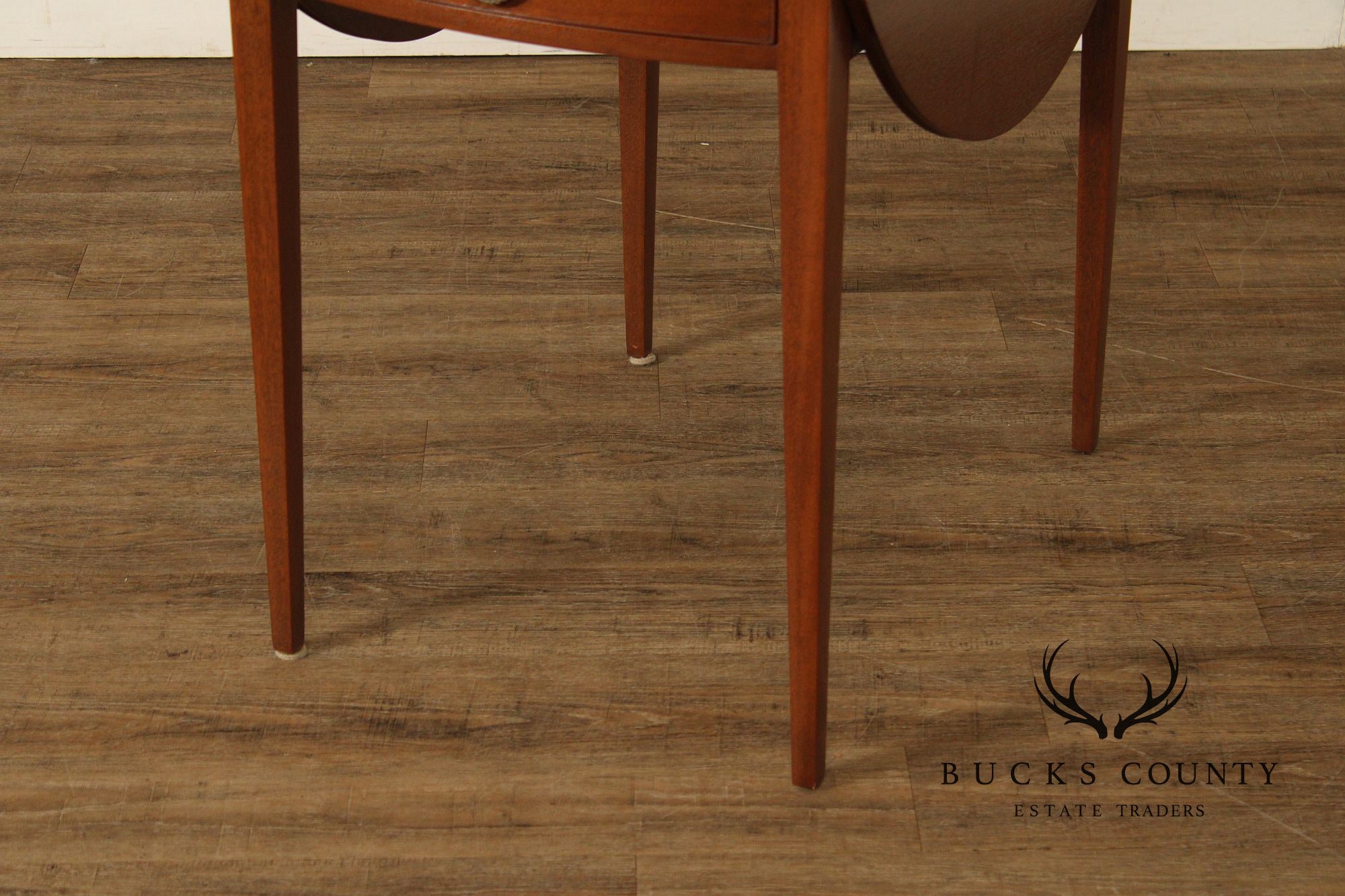 Kittinger 'Gainesborough' Mahogany Pembroke Table