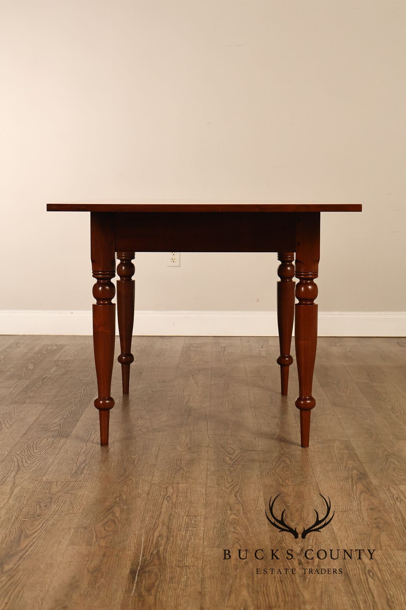 Sheraton Style Benchmade Tiger Maple and Walnut Dining Table