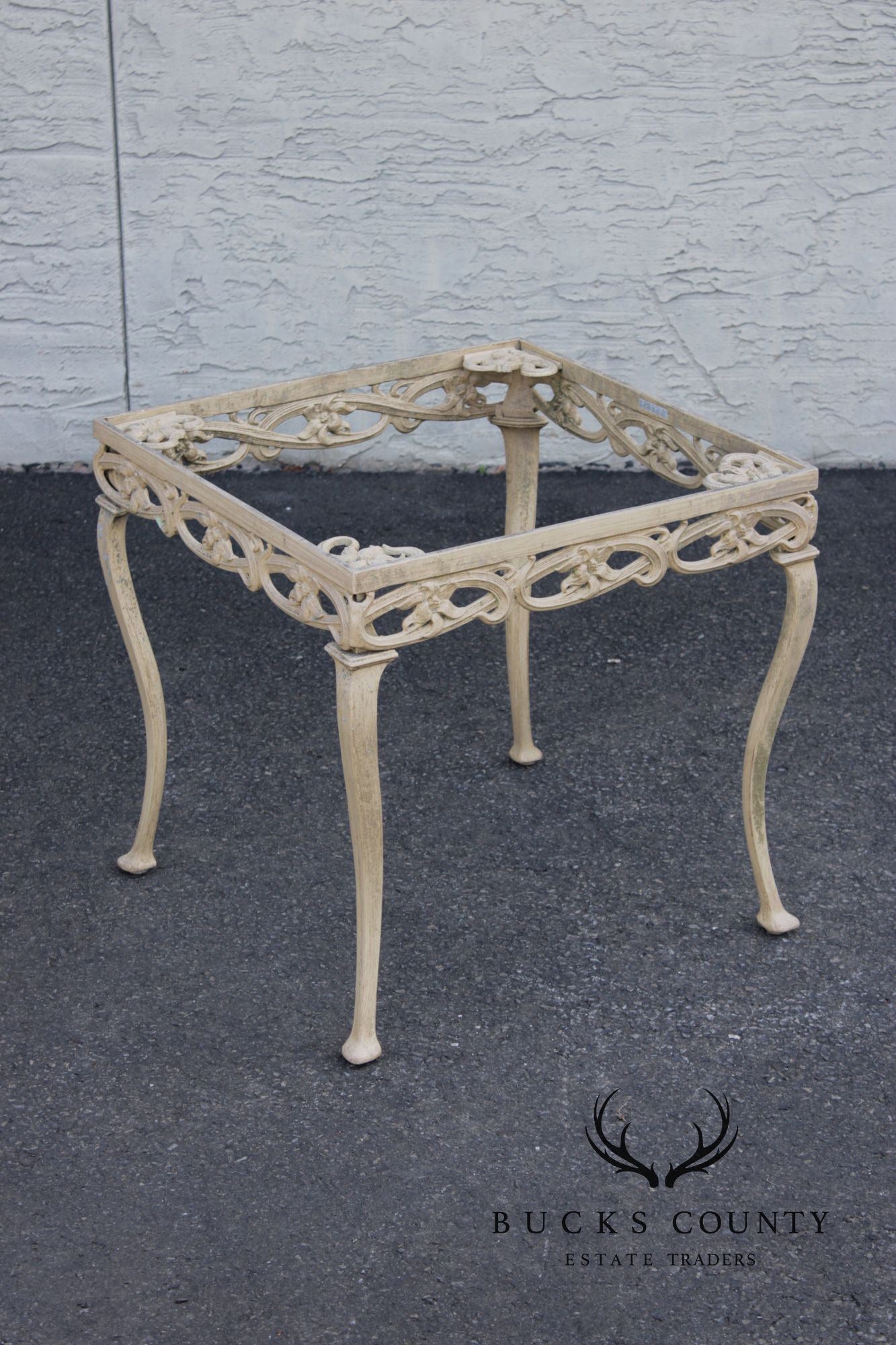Brown Jordan Pair of Cast Aluminum 'Day Lily' Outdoor Patio Side Tables
