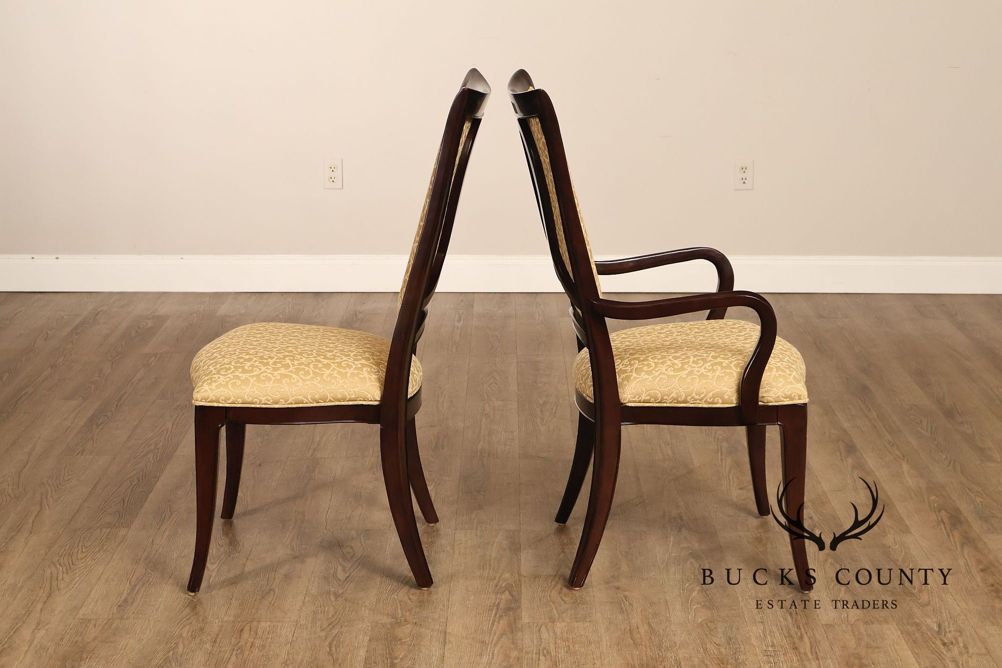 Thomasville Transitional Set of Eight Mahogany Dining Chairs