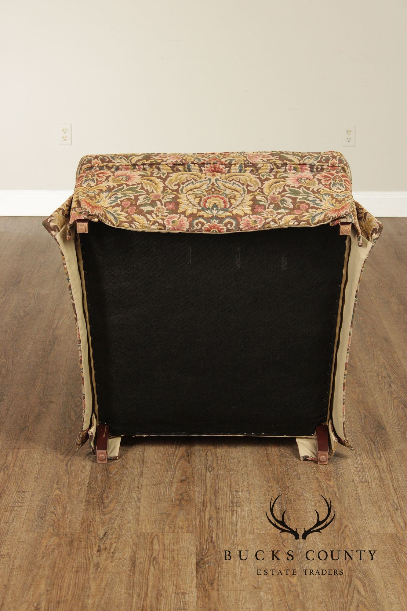 TRS Furniture Traditional Floral Upholstered Club Chair And Ottoman