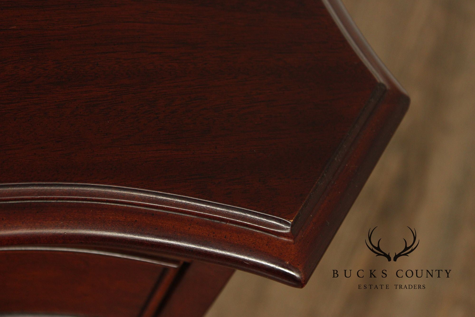 Century George III Style Mahogany Serpentine Front Bachelor’s Chest