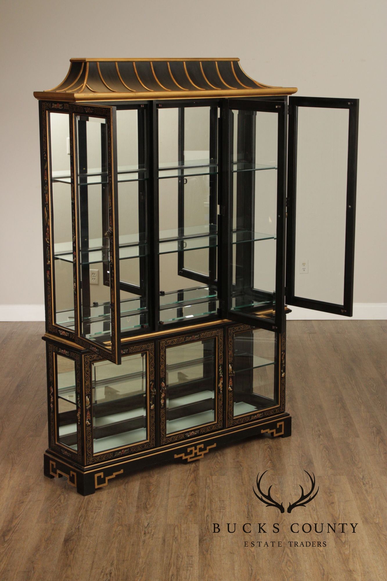 PULASKI FURNITURE CHINOISERIE PAGODA DISPLAY CABINET