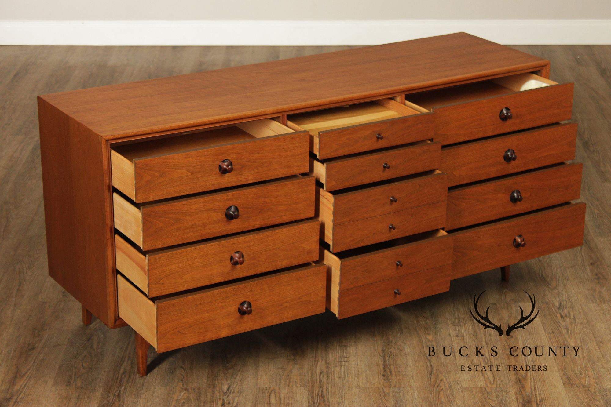 Thomasville Motif Mid-Century Modern Walnut Triple Dresser