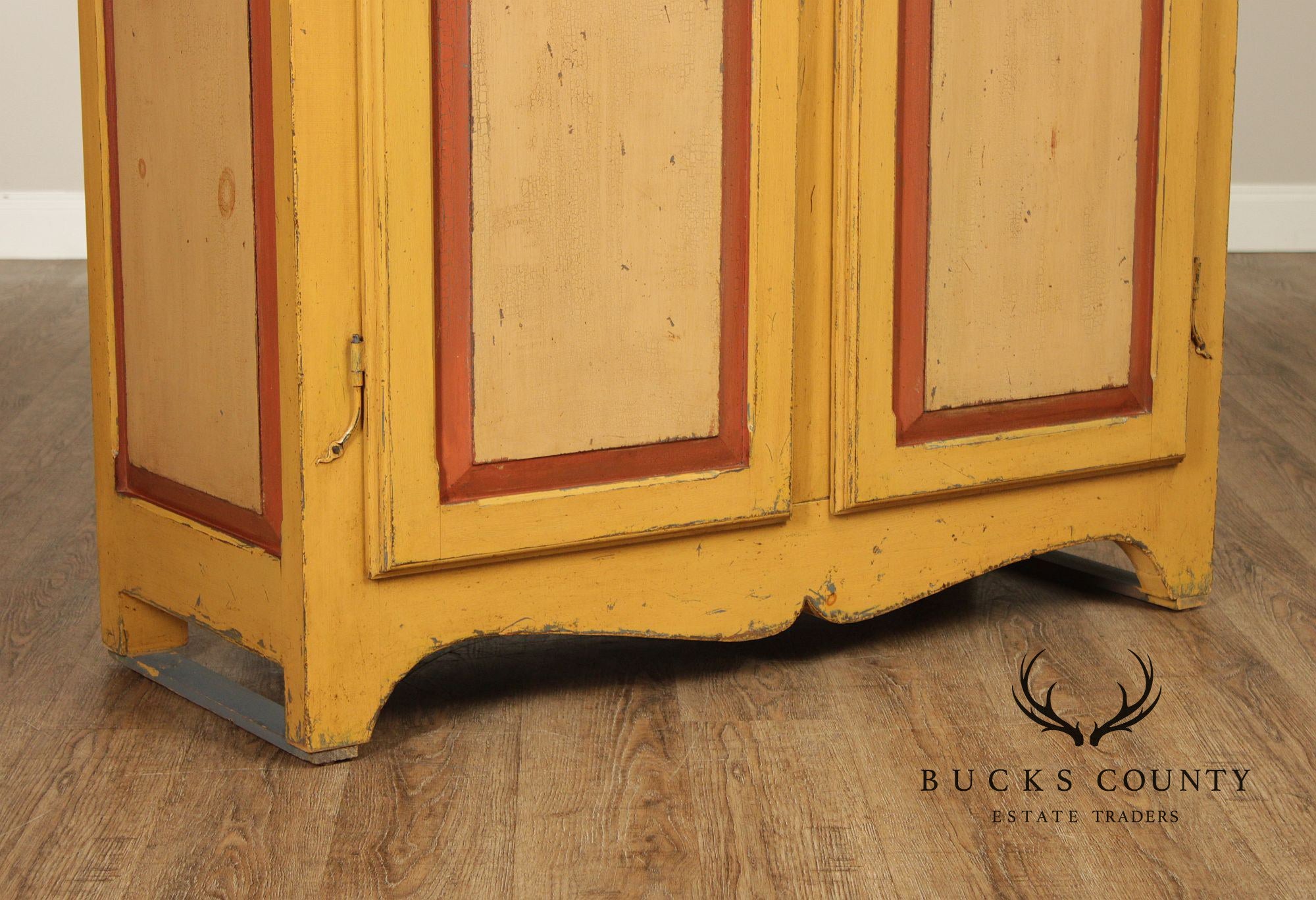 Custom Quality Country Farmhouse Painted Armoire Storage Cupboard