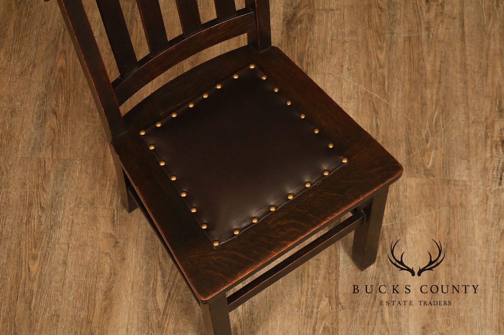 Mission Style Antique Oak Rabbit Ear Side Chair With Leather Seat