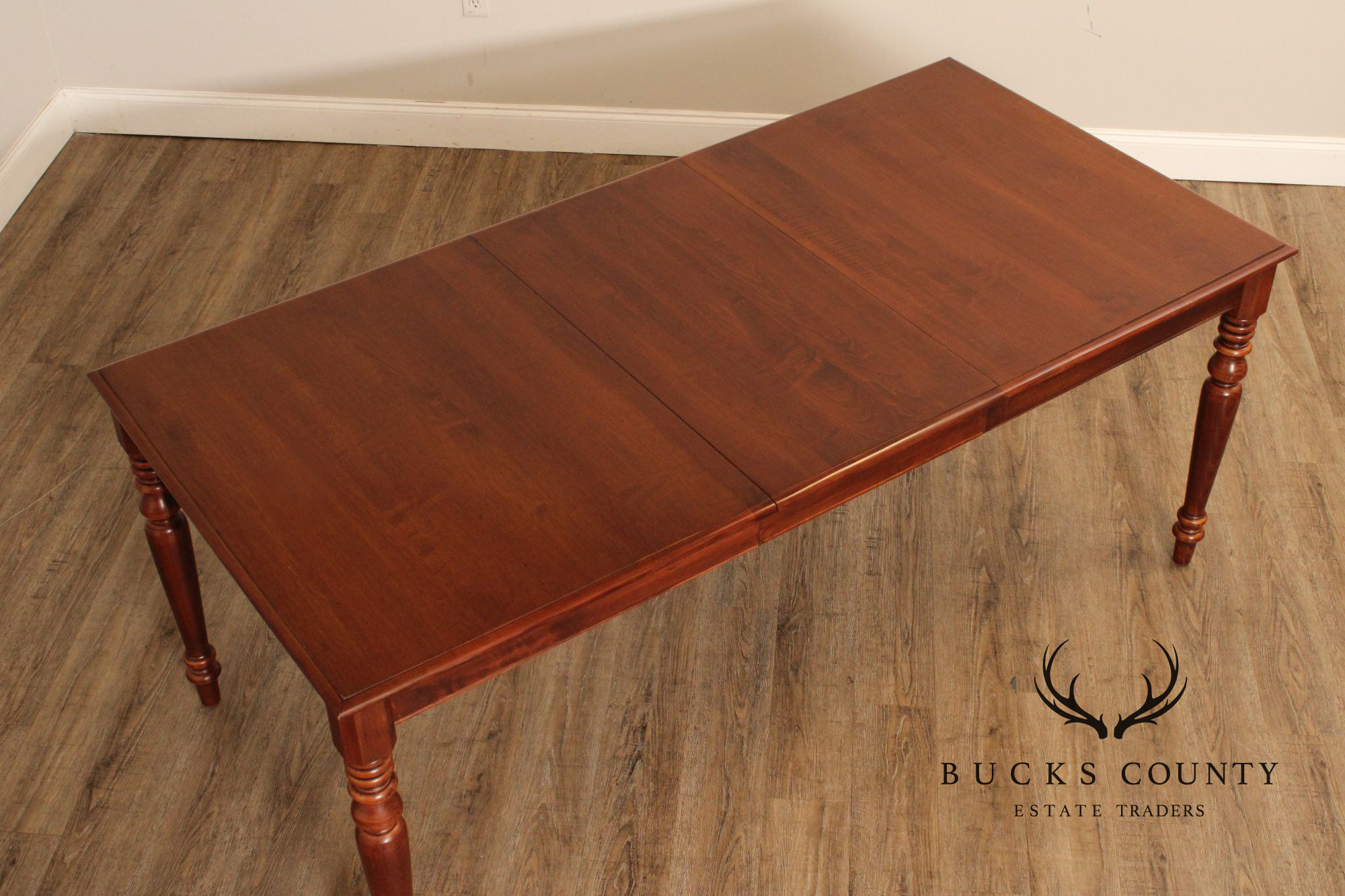 Ethan Allen Expandable Farmhouse Dining Table