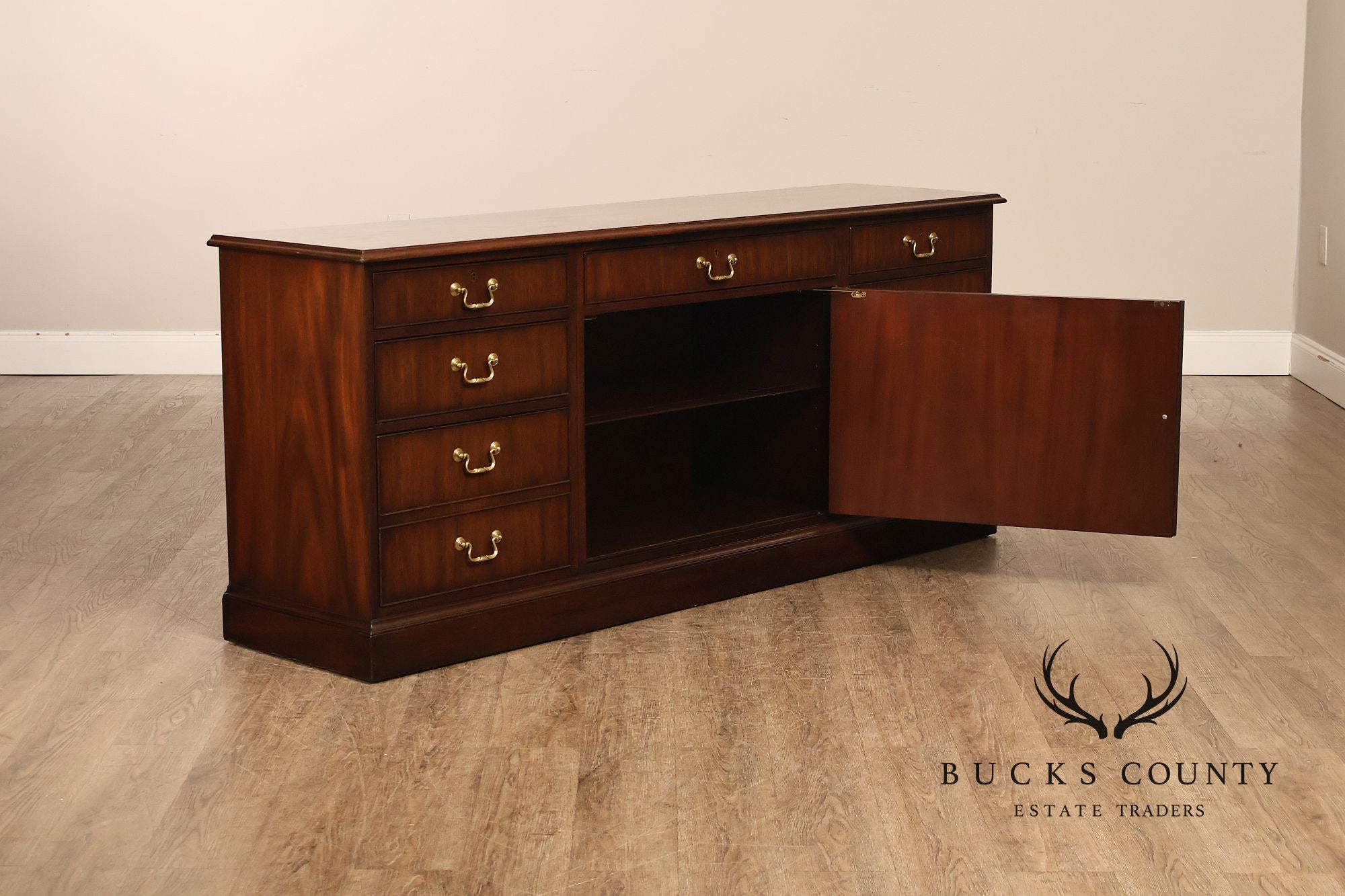 Kittinger Georgian Style Mahogany Office Credenza