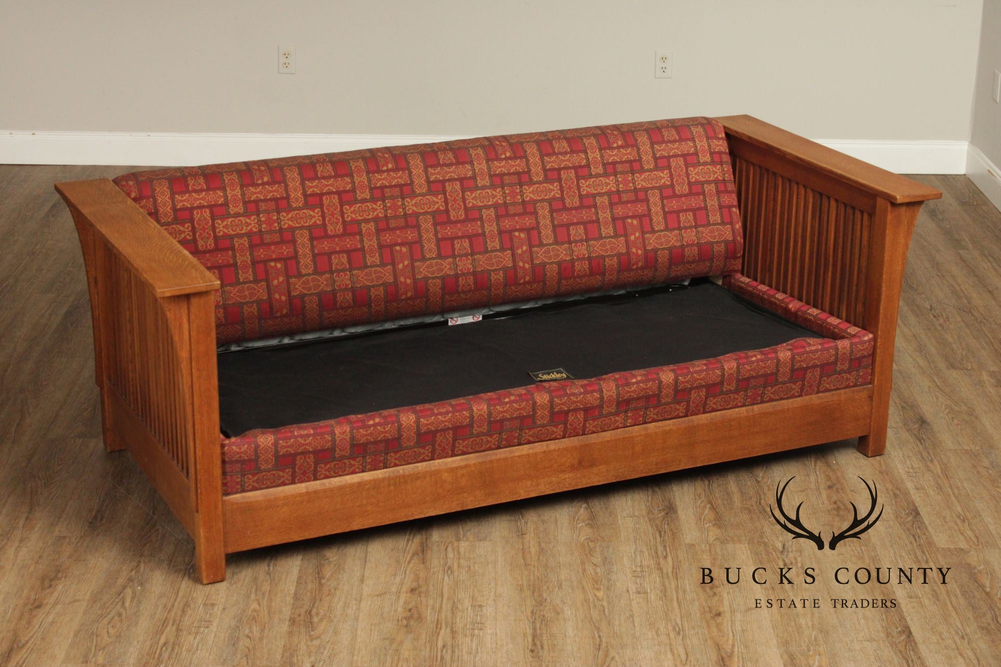 Stickley Mission Collection 'Fayetteville' Oak Frame Sleeper Sofa