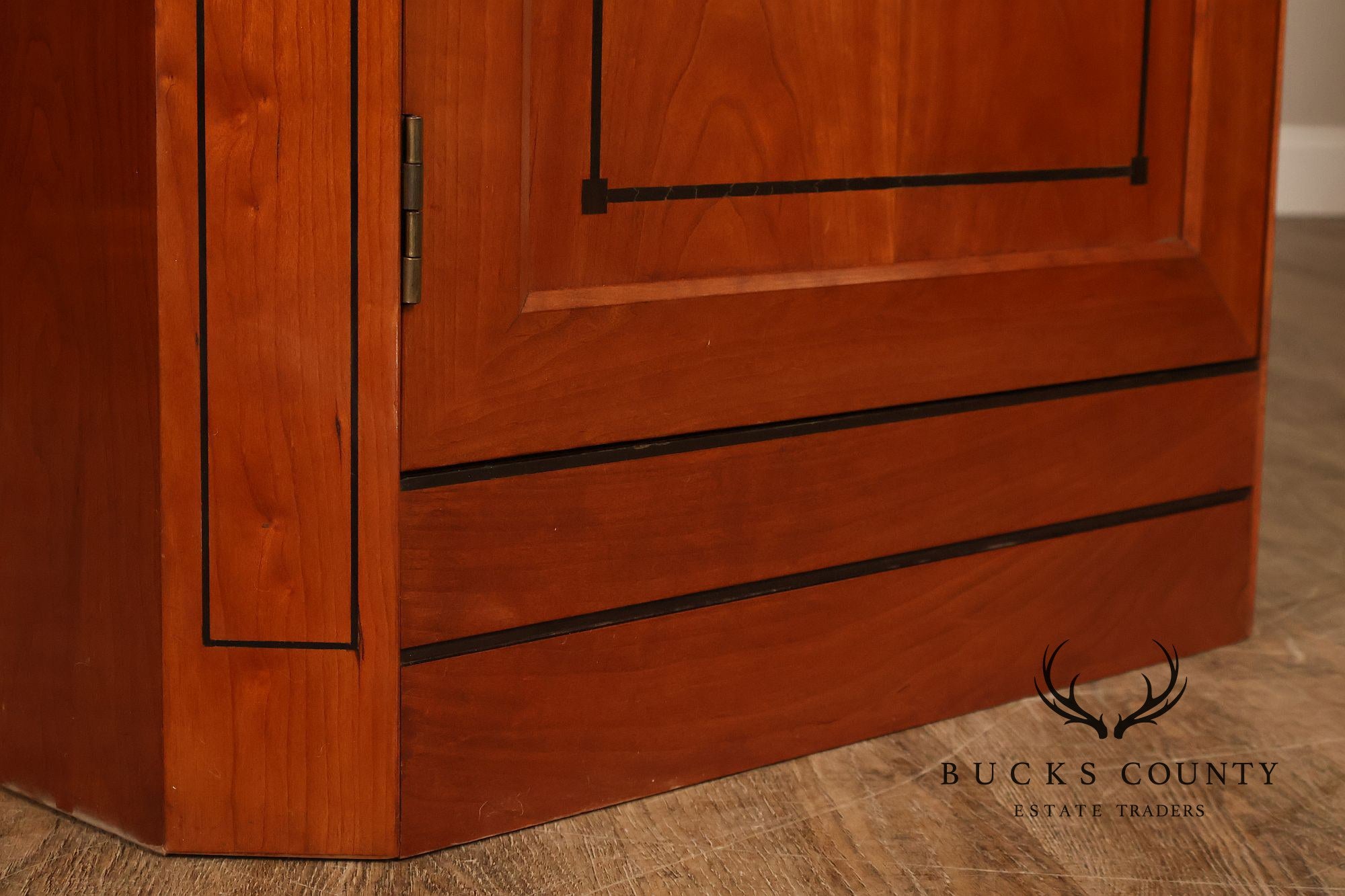 Stickley 21st Century Collection Pair Of Cherry Lighted Curio Display Cabinets
