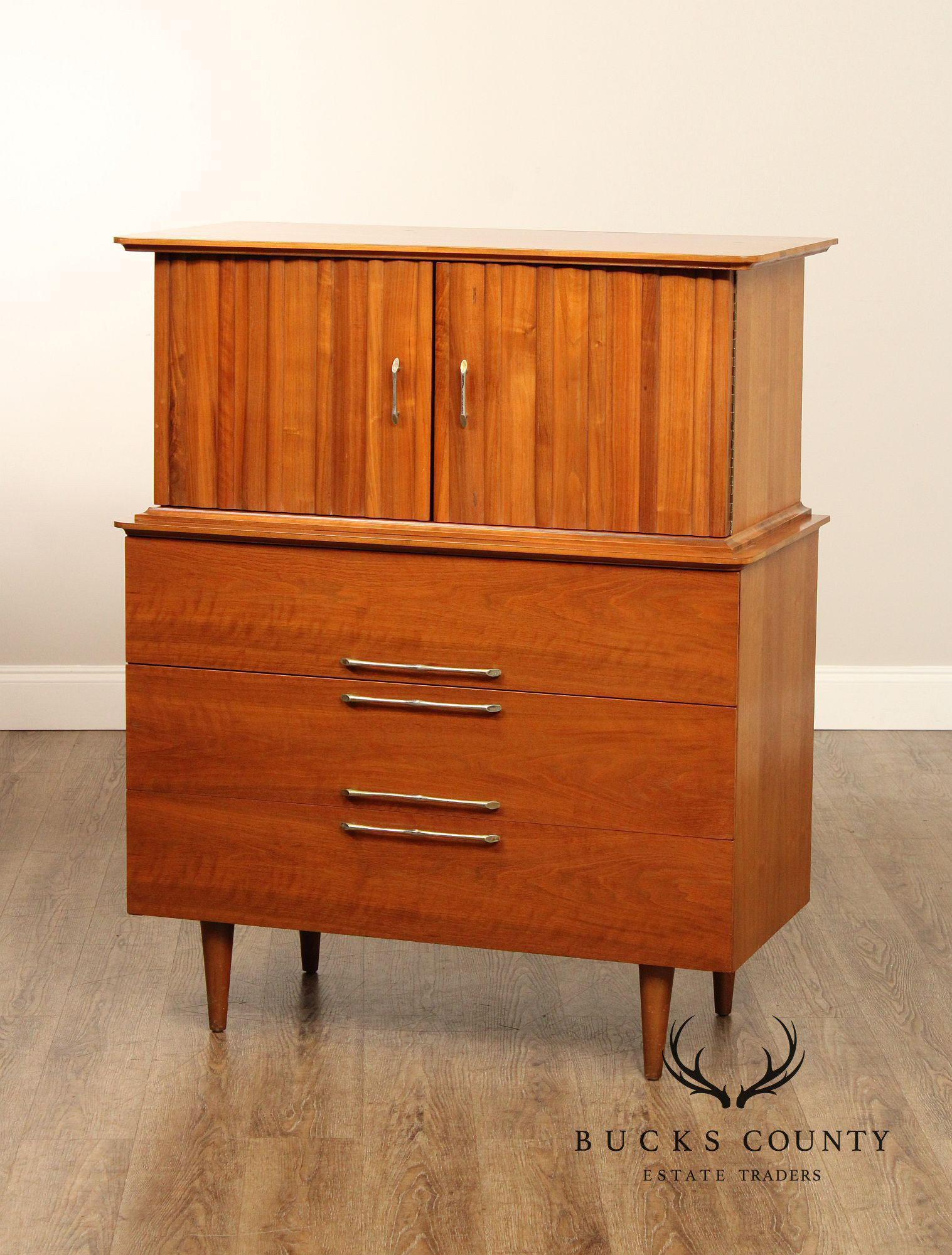 Young Manufacturing Mid Century Modern Walnut Gentleman's Chest