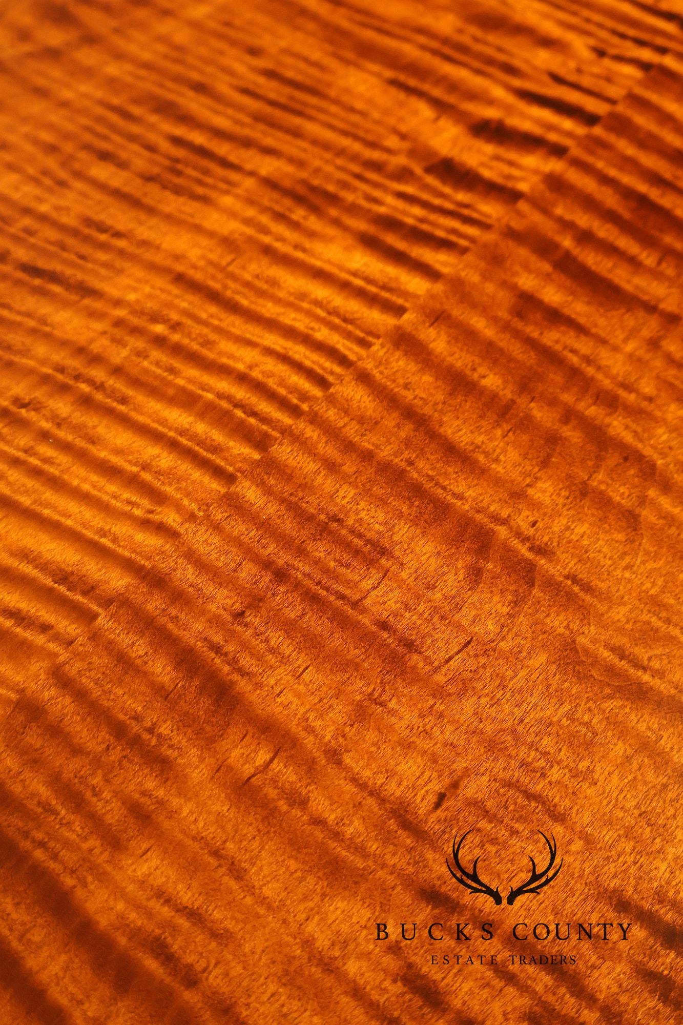 Eldred Wheeler Queen Anne Style Tiger Maple Tea Table