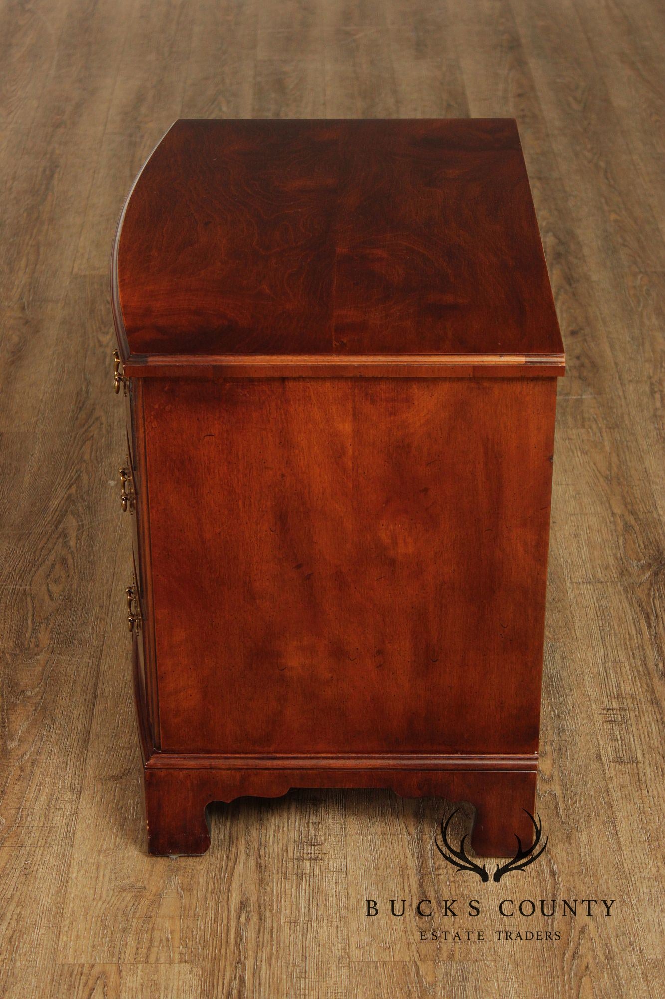 Henredon Aston Court Pair Of Mahogany Nightstands