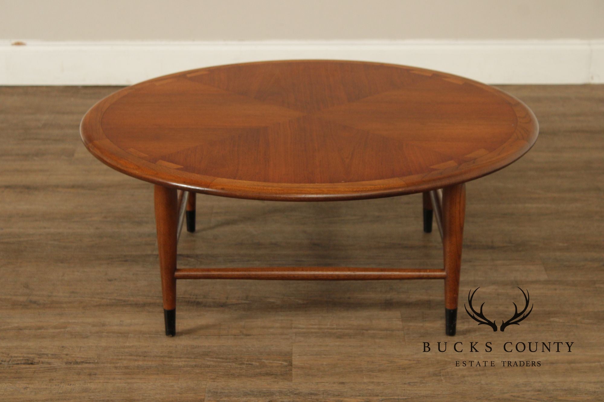 Lane 'Acclaim' Mid Century Modern Round Walnut Coffee table