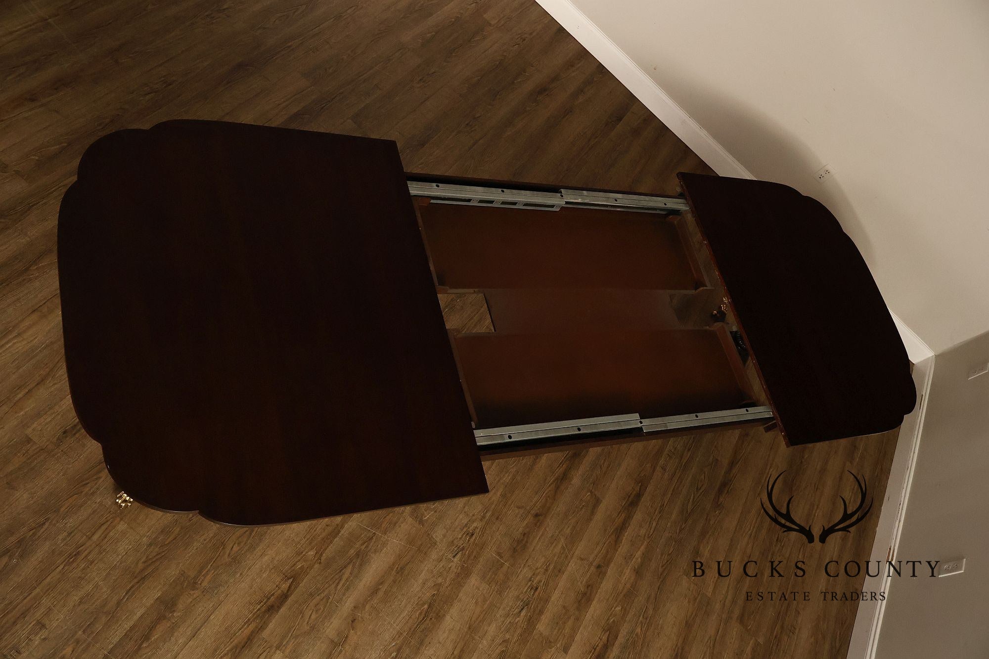 Kindel Georgian Style Double Pedestal Mahogany Dining Table