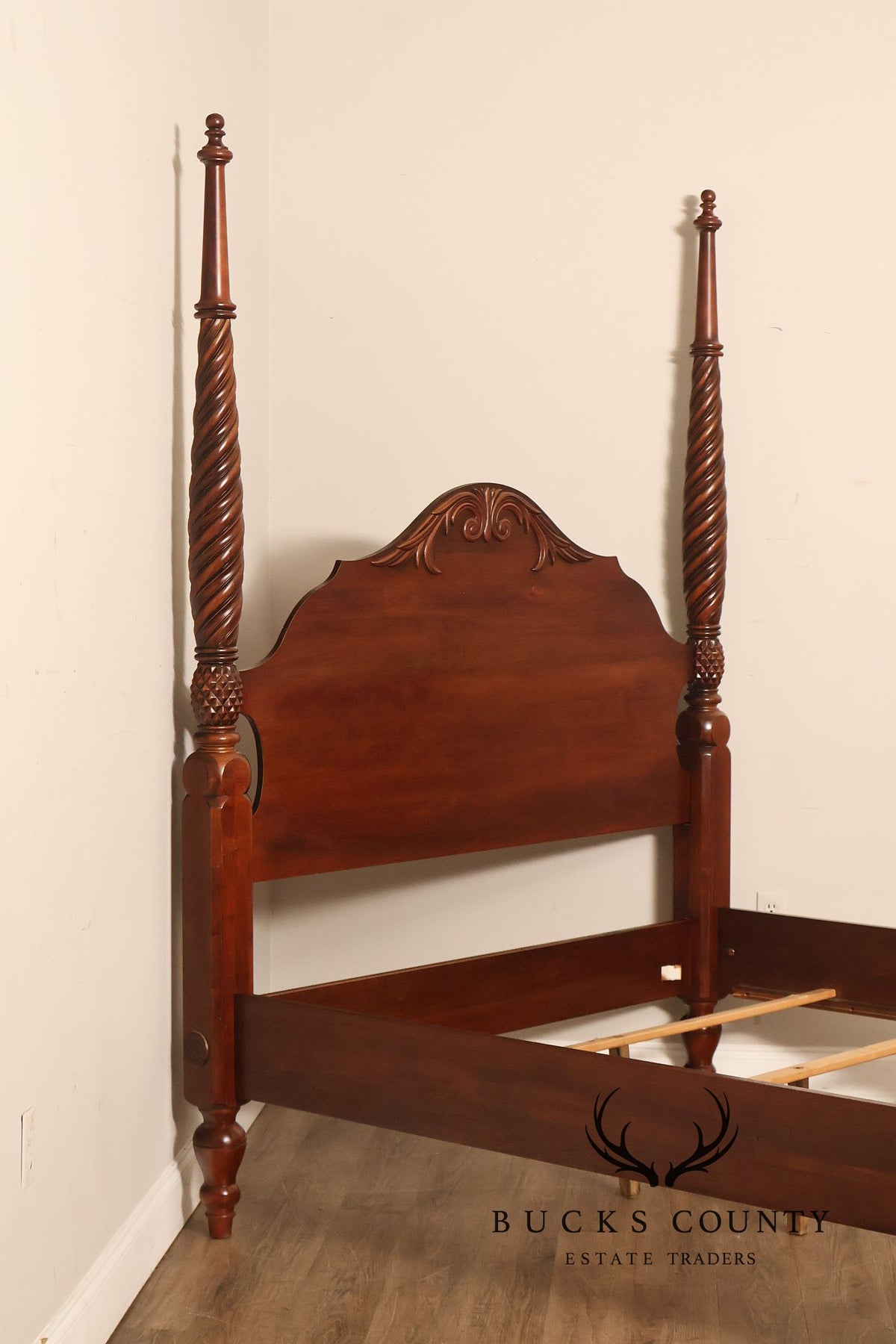 Ethan Allen 'British Classics' Queen Poster Bed