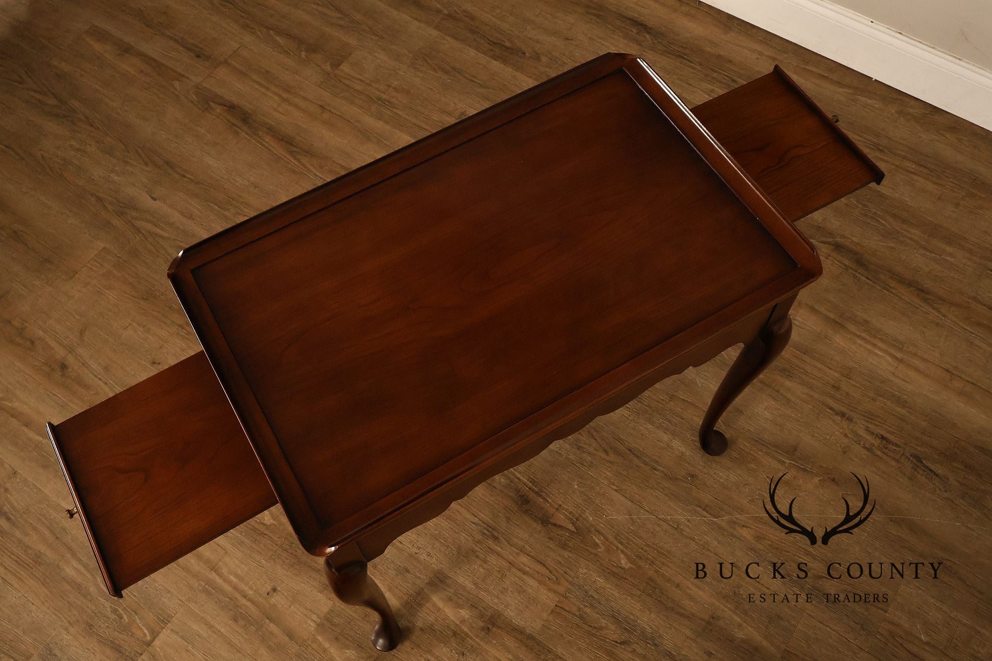 Statton Queen Anne Style Cherry Tea Table