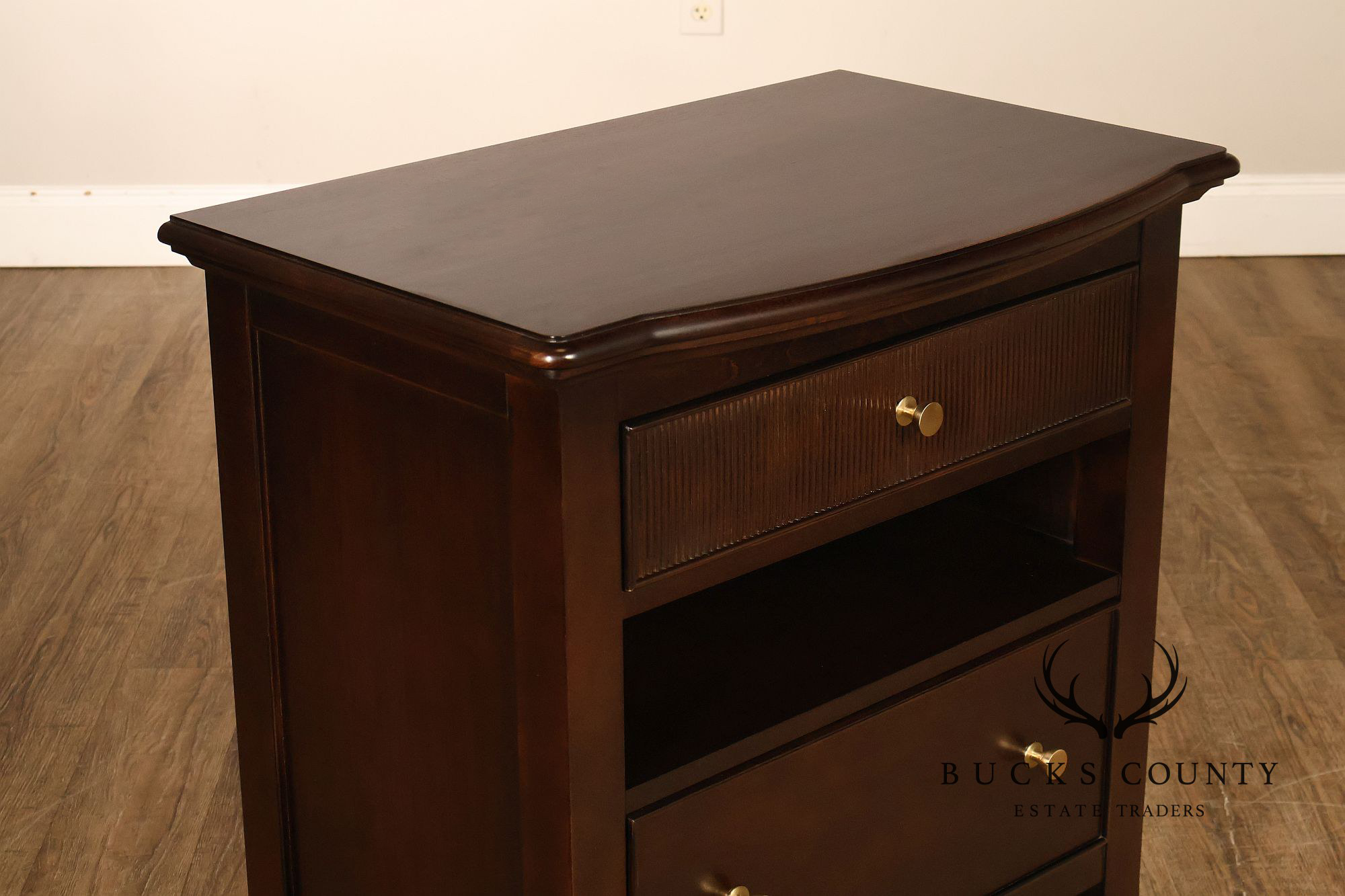 Stanley Furniture 'Hudson Street' Pair of Nightstands