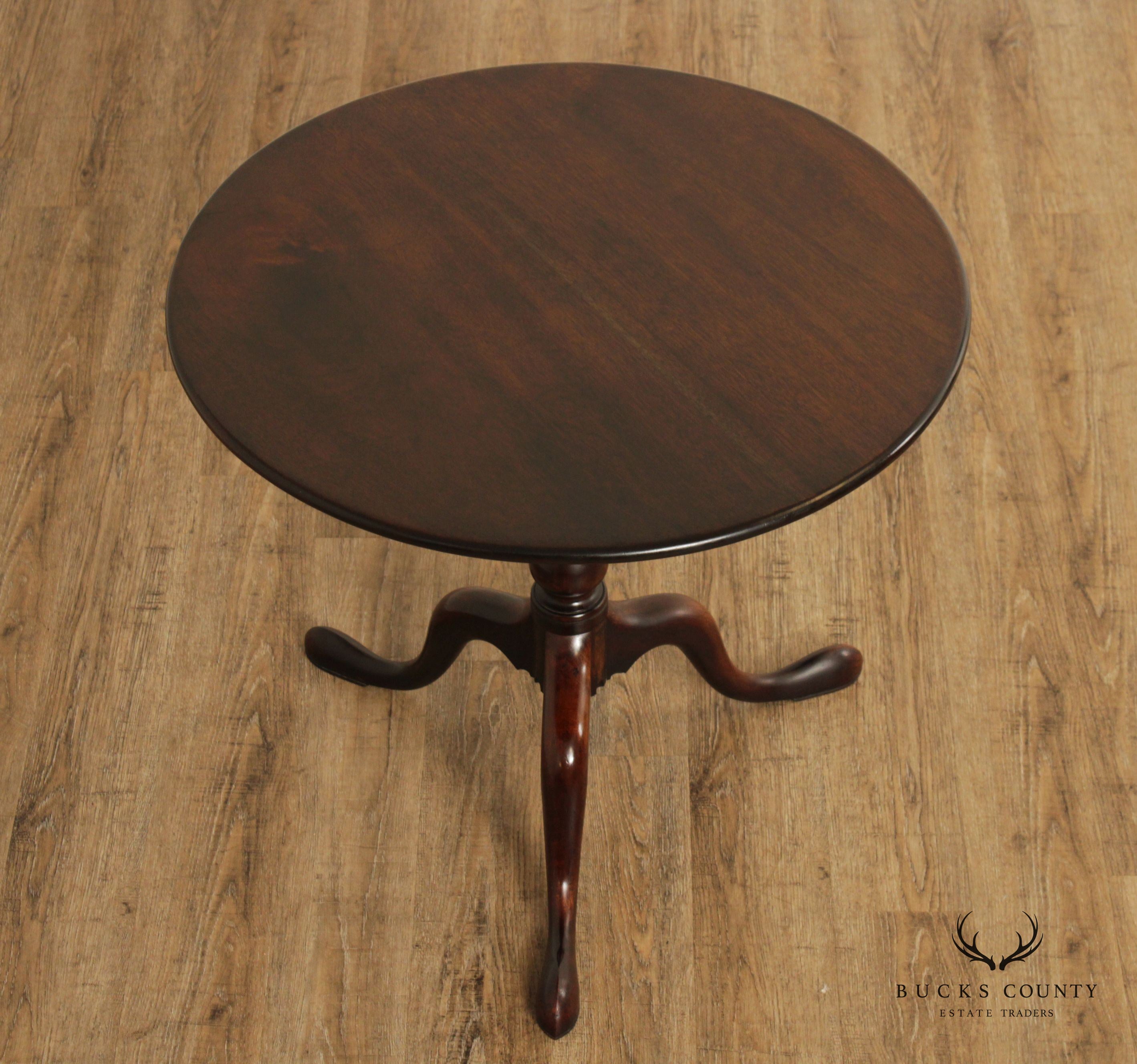 Queen Anne Style Antique Mahogany Tilt-Top Tea Table