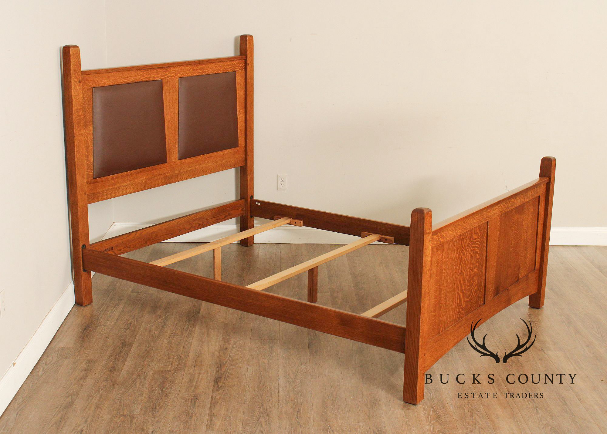 Stickley Mission Style Oak and Leather Queen Bed