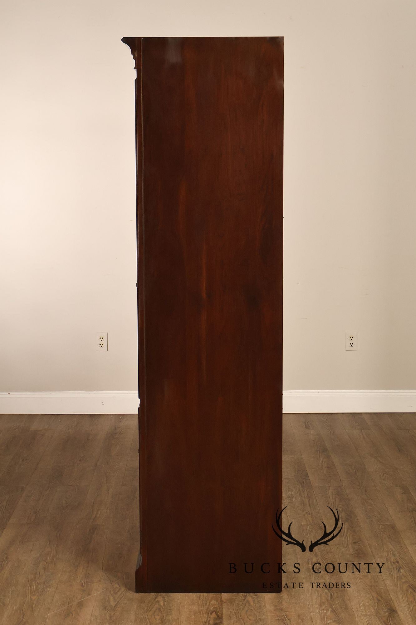 Ethan Allen Georgian Court Collection Traditional Entertainment Armoire Cabinet