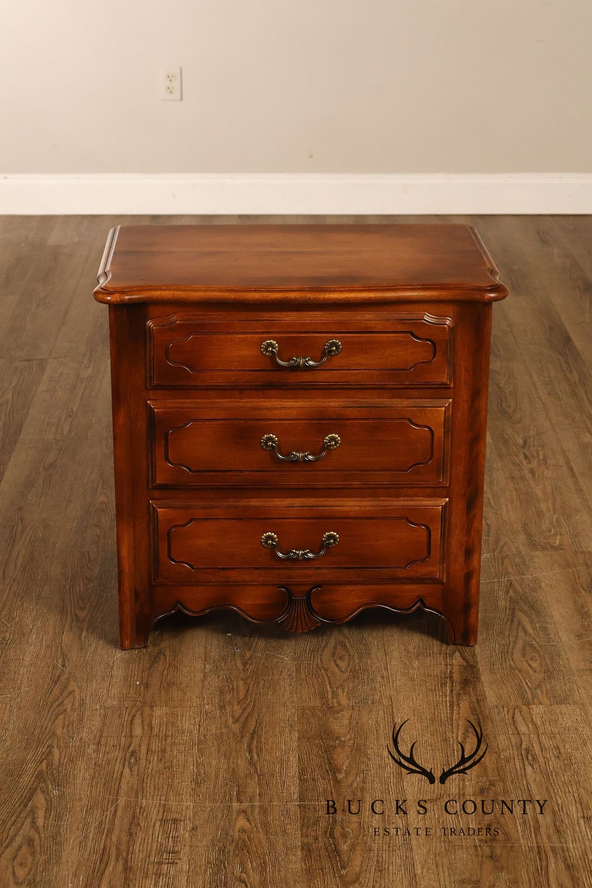 Ethan Allen Pair Of County French Collection Three Drawer Nightstands