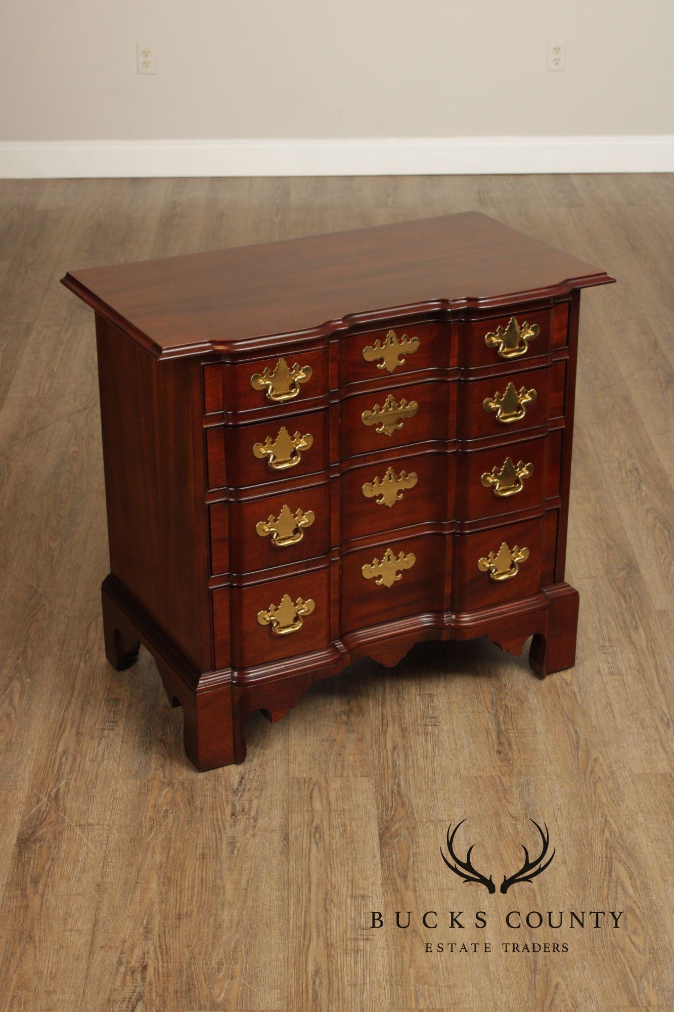 Councill Craftsmen Chippendale Style Mahogany Blockfront Chest