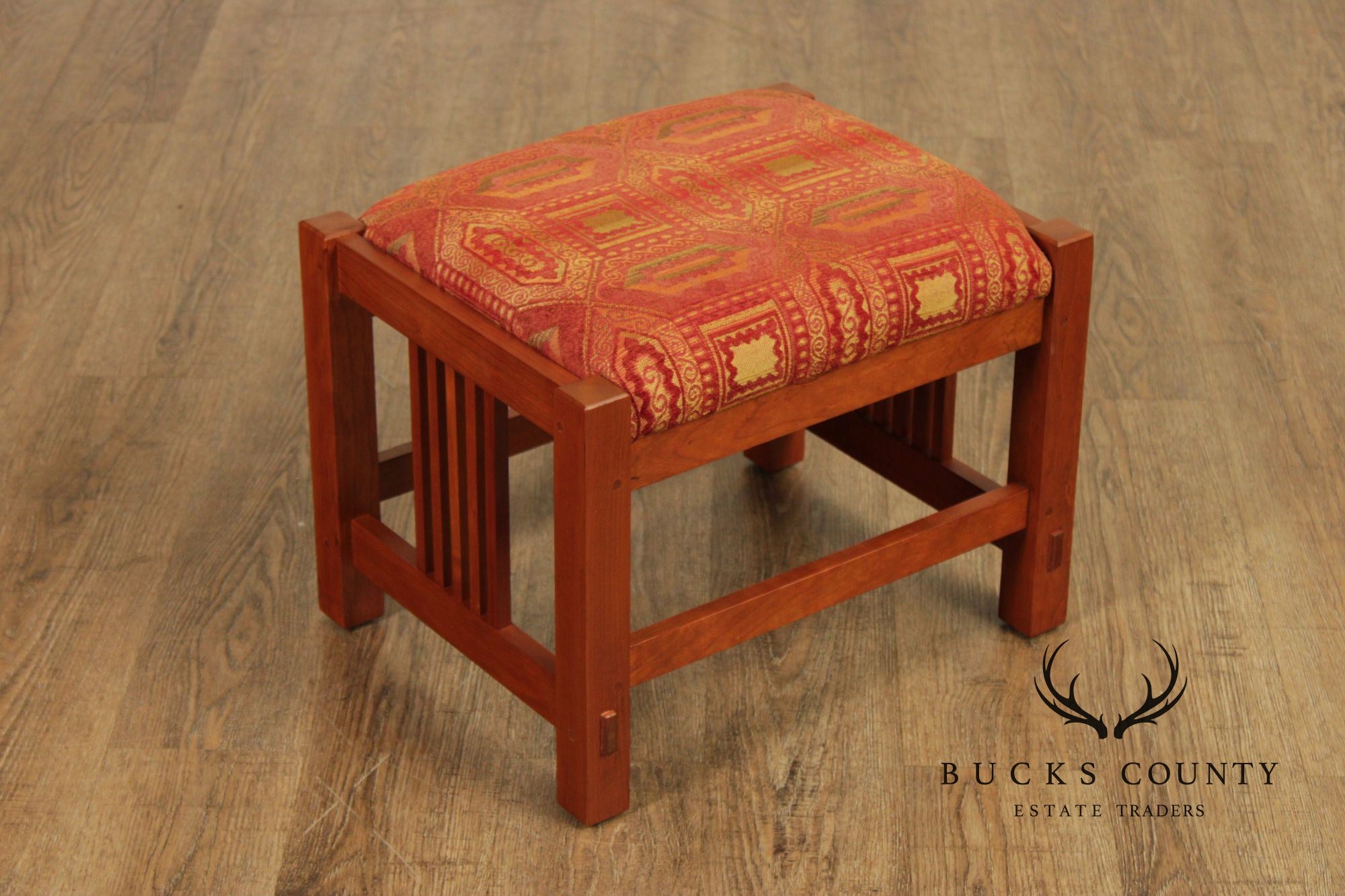 Stickley Mission Collection Cherry Compact Spindle Morris Chair And Ottoman