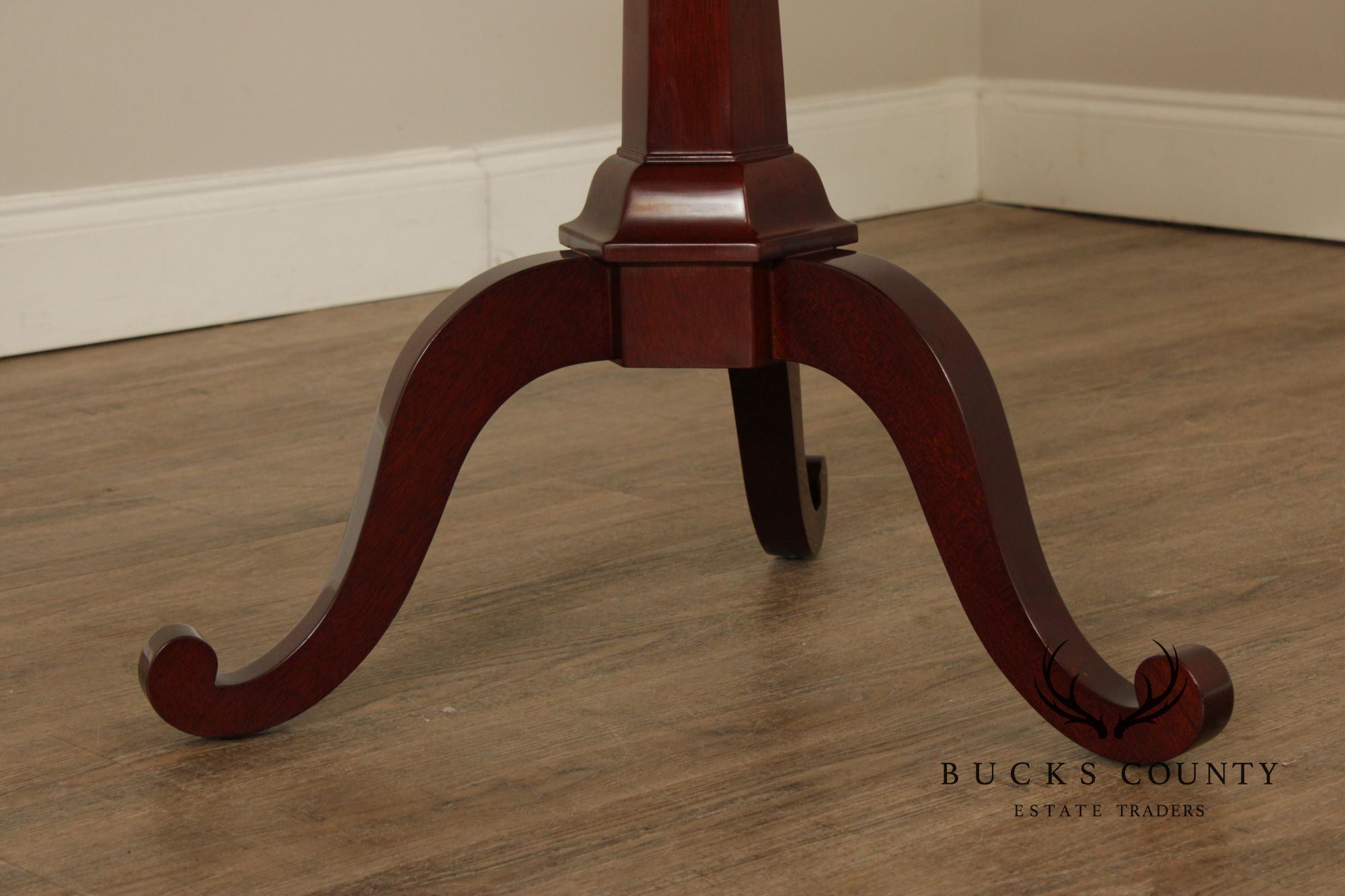 Kindel Furniture Inlaid Mahogany Pedestal Side Table