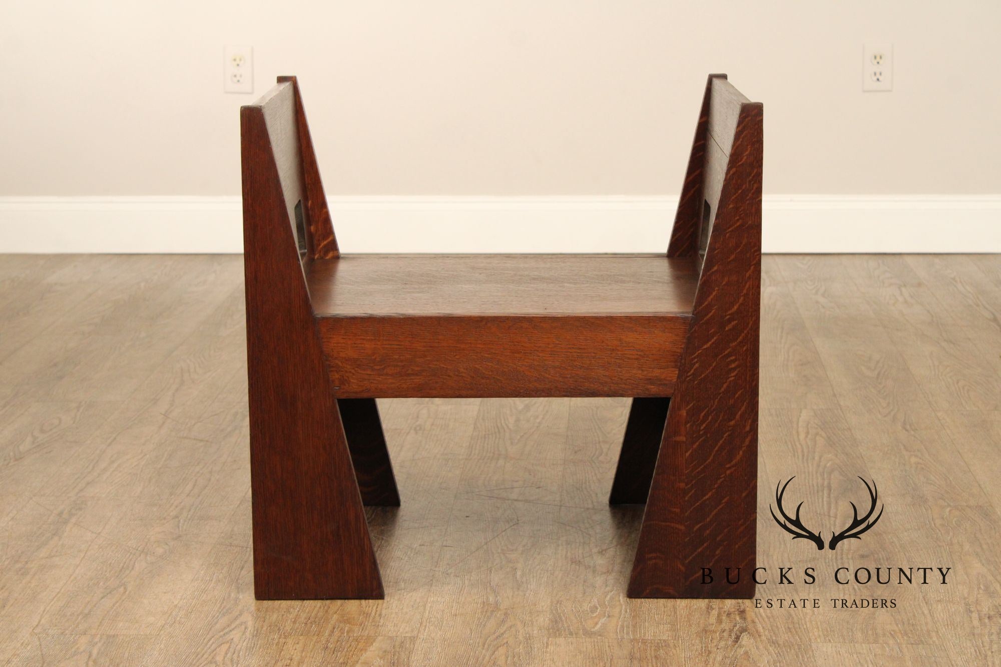 Limbert Antique Mission Oak Cut-Out Window Bench