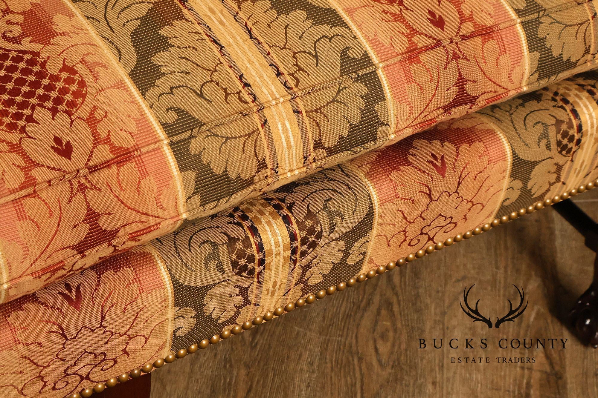 Kindel Winterthur Irish Georgian Chippendale Style Mahogany Camelback Sofa