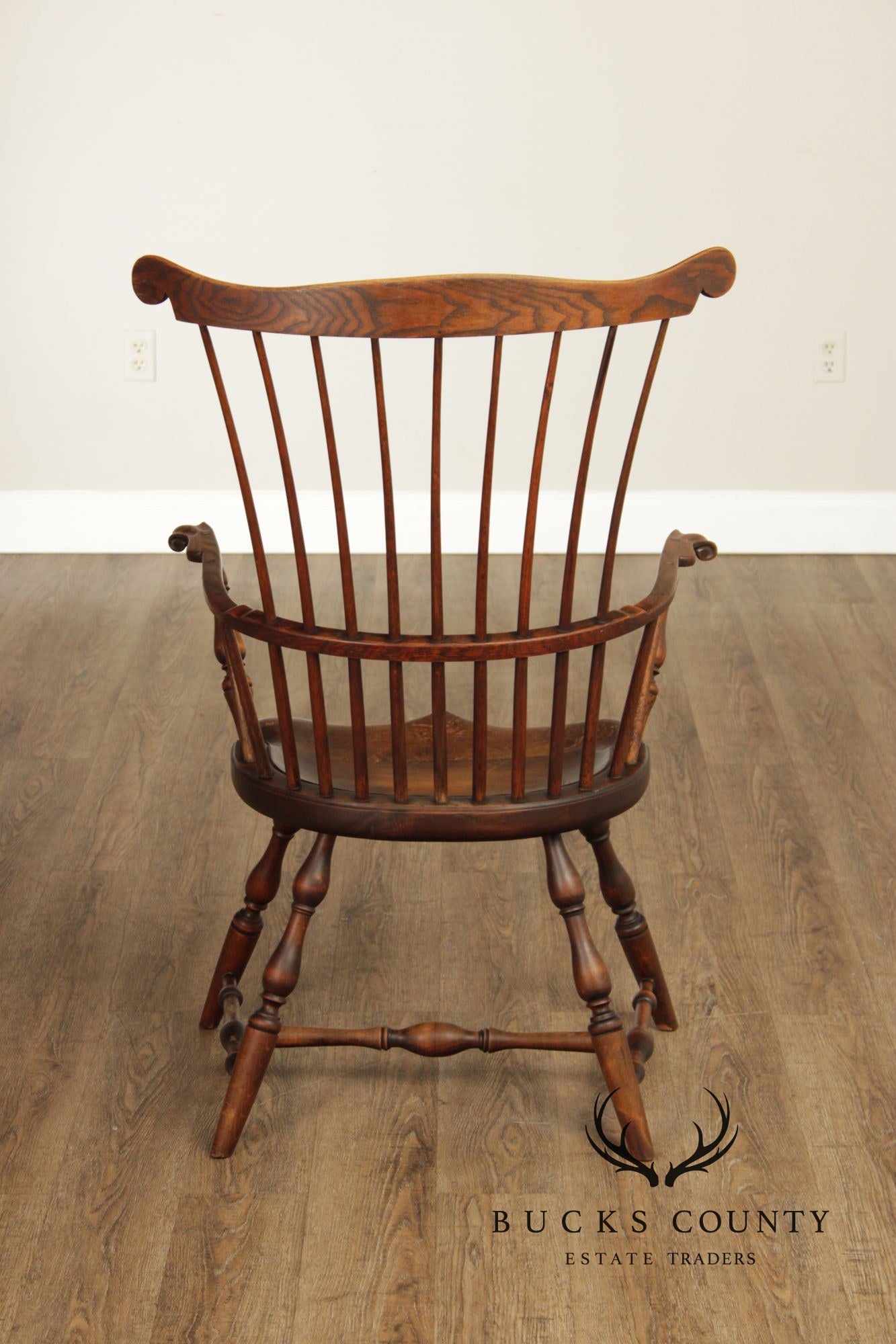 John M. Bair Custom Quality Vintage Comb Back Windsor Armchair