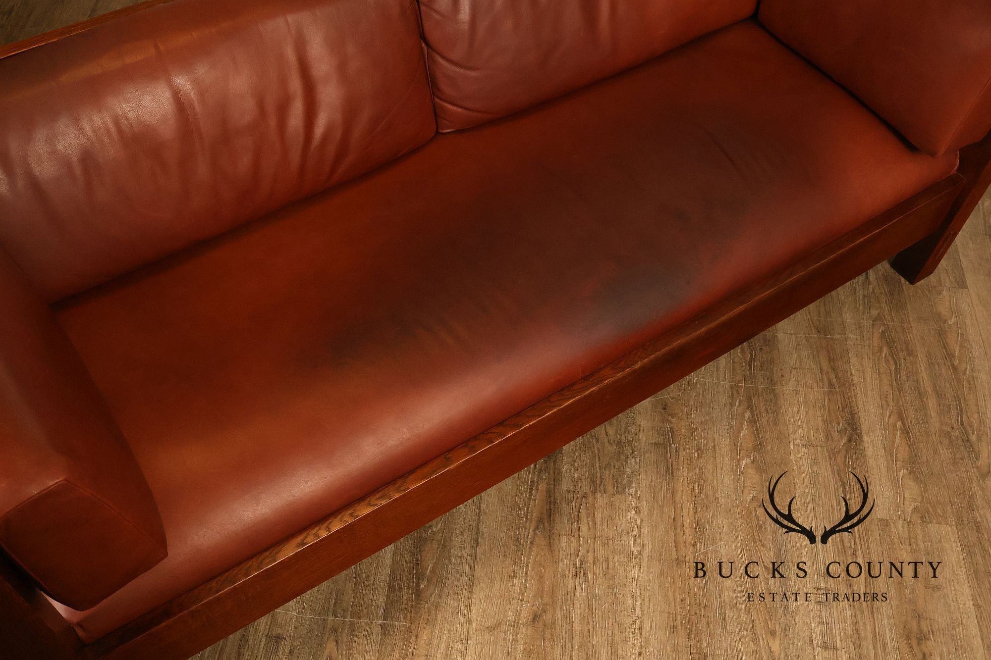 Stickley Mission Collection Oak Settle With Leather Cushions