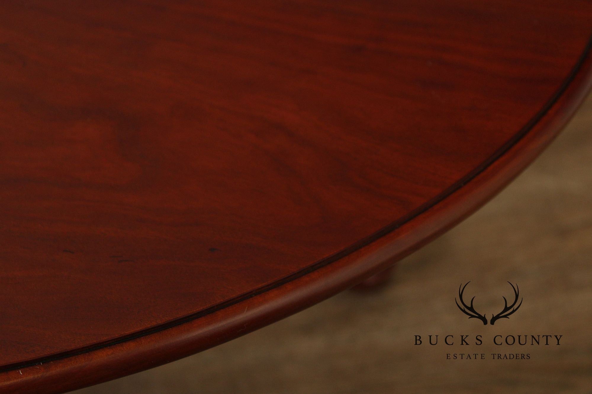 Bench Made Queen Anne Style Oval Cherry Coffee table