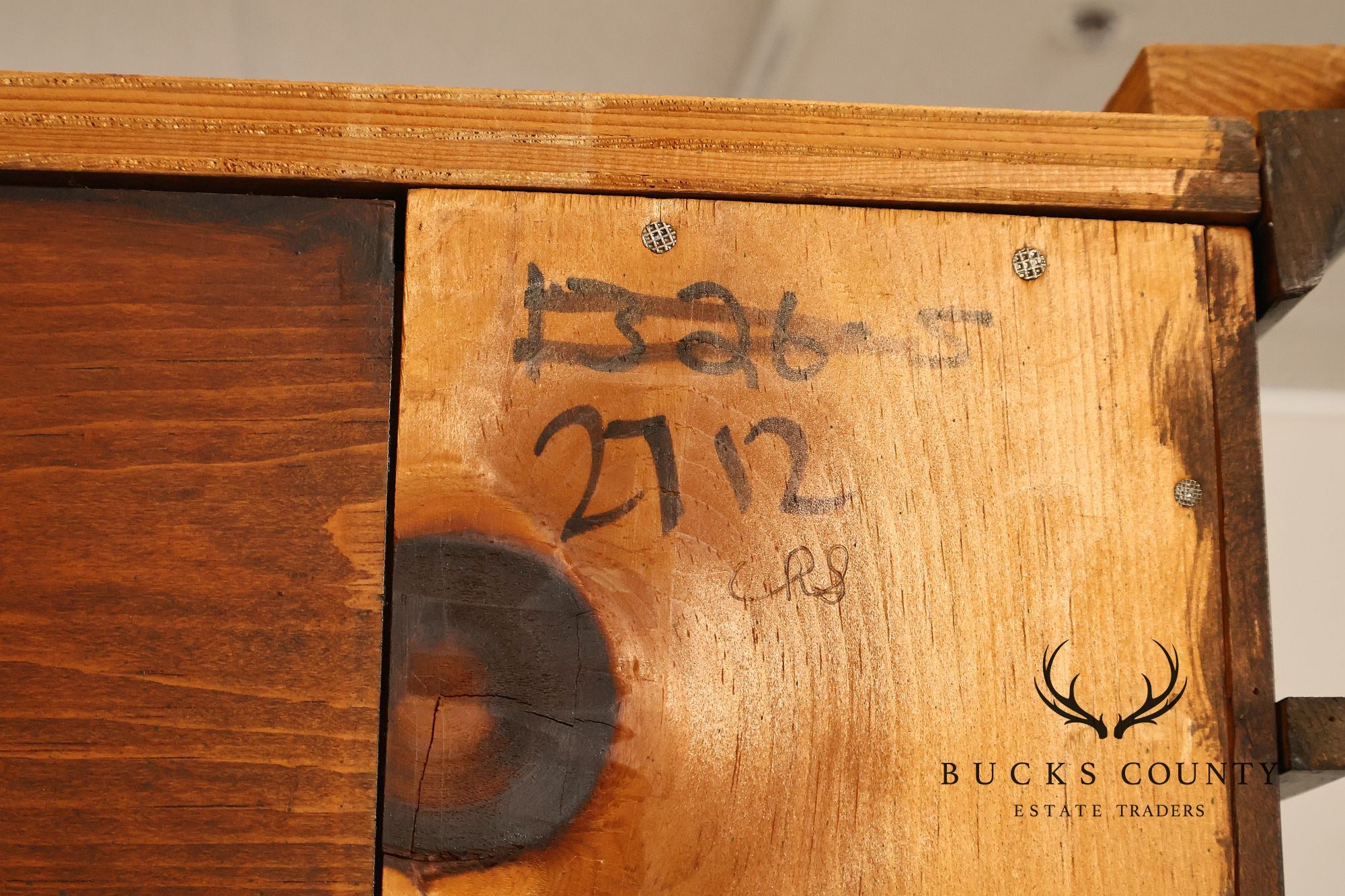 American Country Primitive Style Painted Linen Cabinet